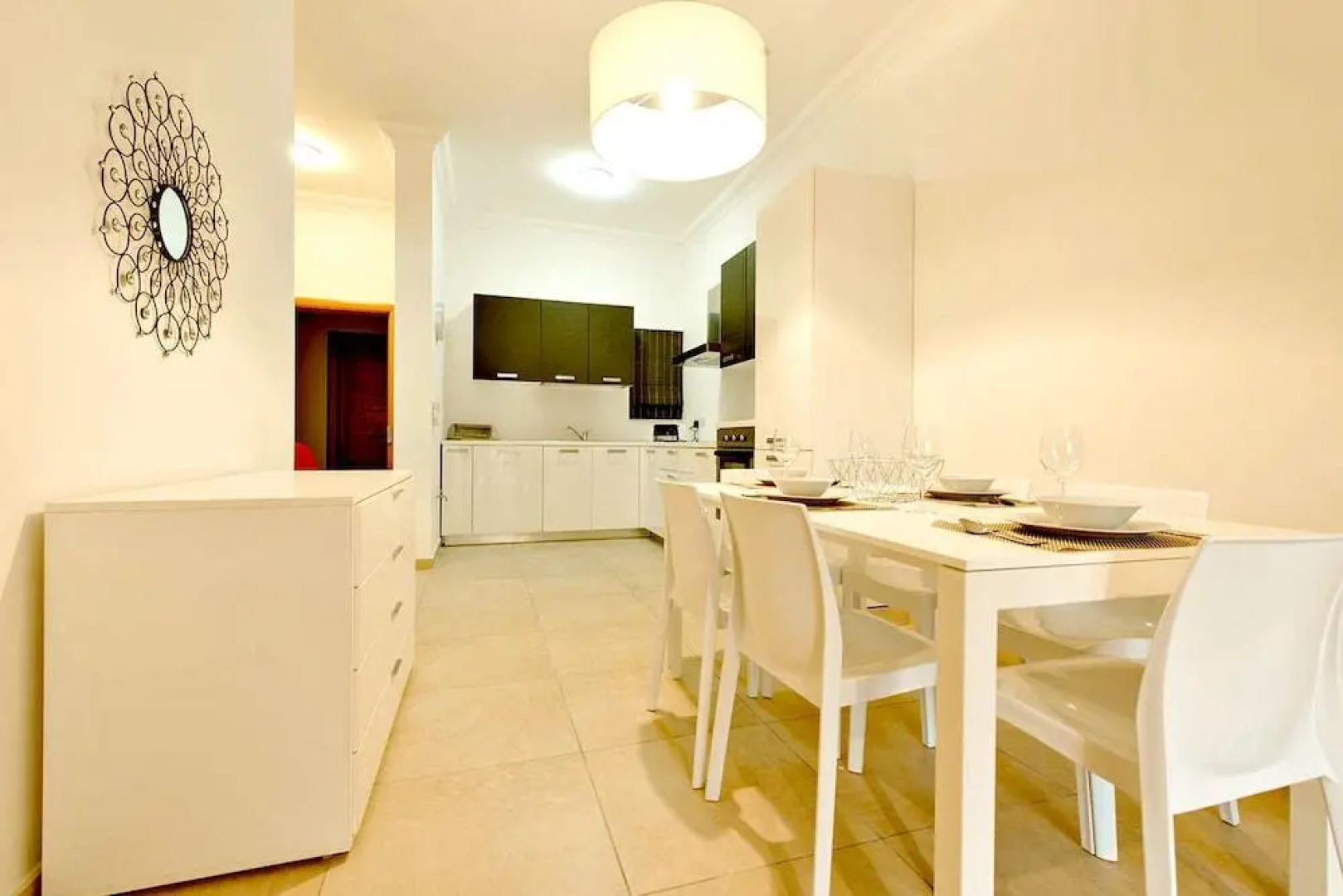 Luxury Apartment With Pool and Terrace, Top Location