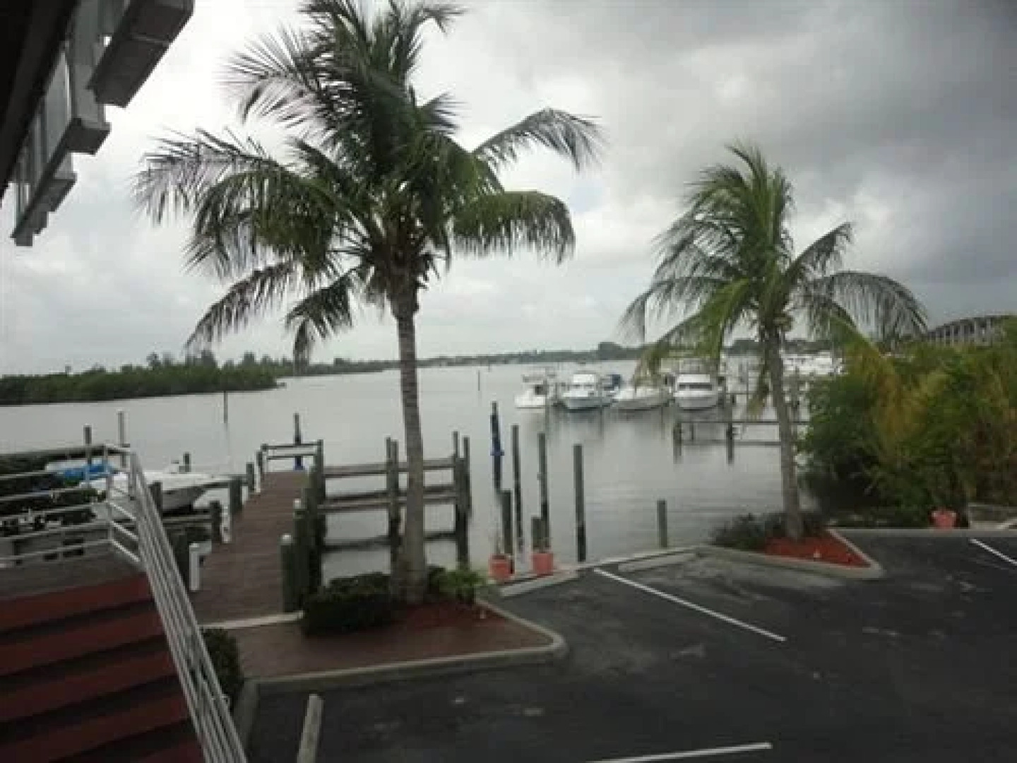 Monterey Inn & Marina