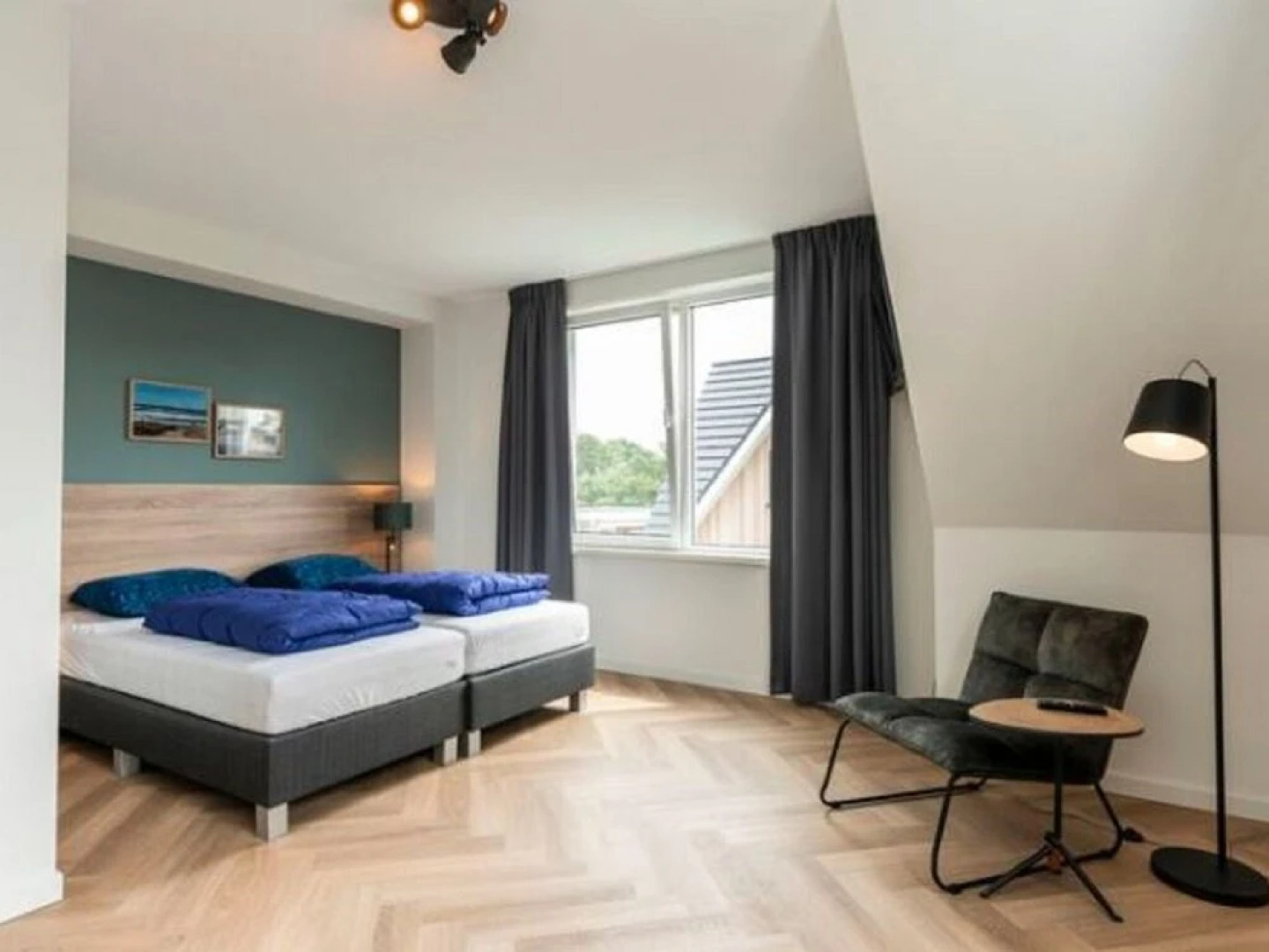 Holiday Home in De Koog With Sauna and Garden