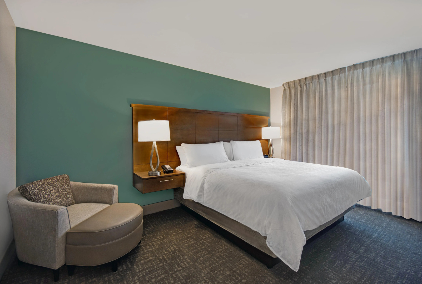 Staybridge Suites Sterling Heights - Detroit by IHG