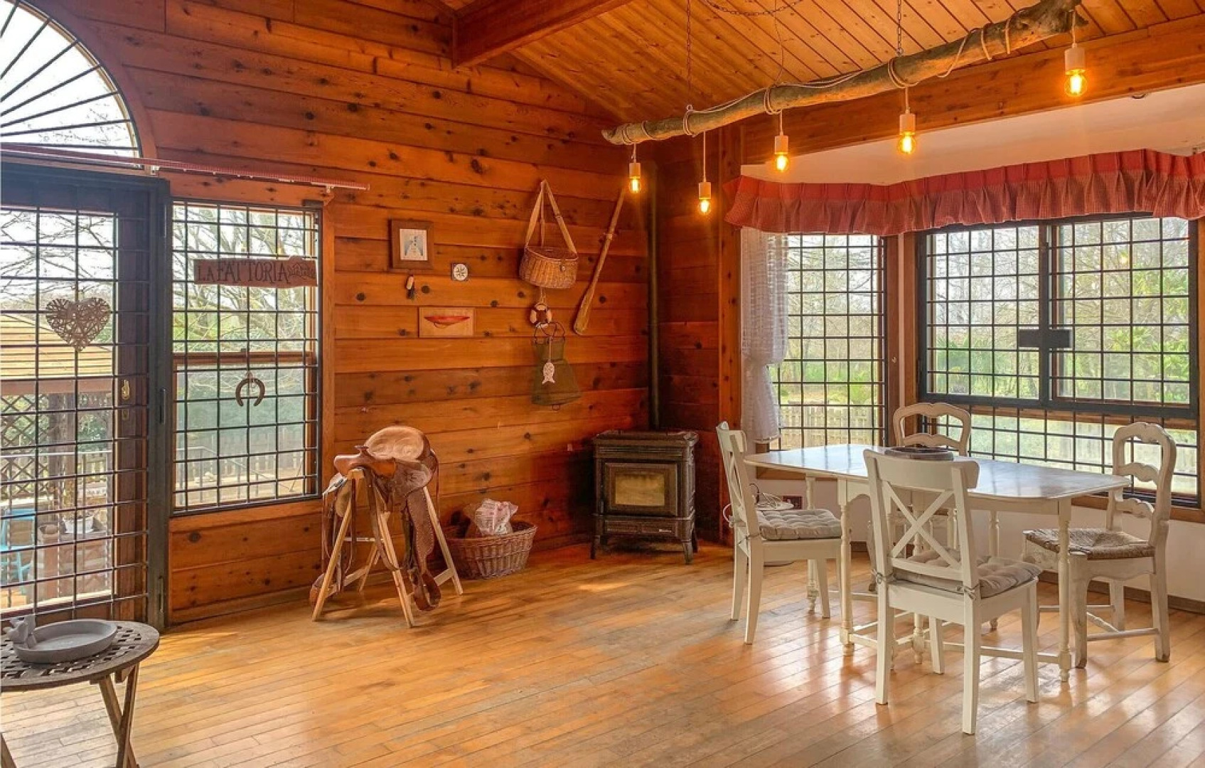 Beautiful Home in Manziana With 4 Bedrooms