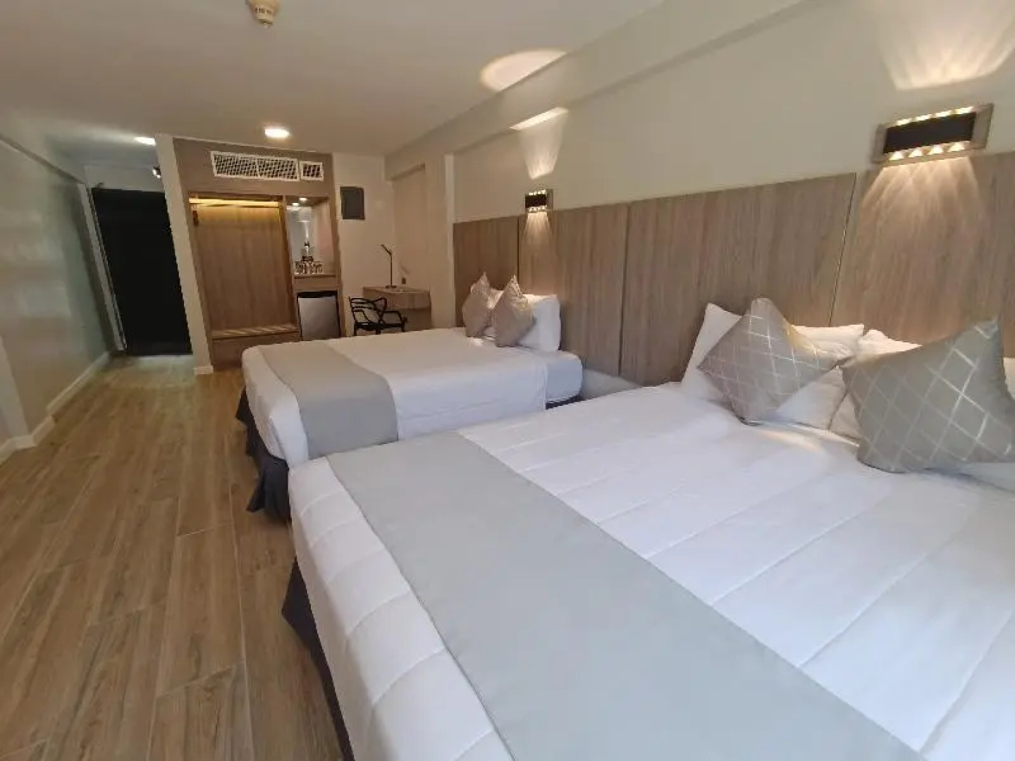 Hotel Margarita Dynasty C. A