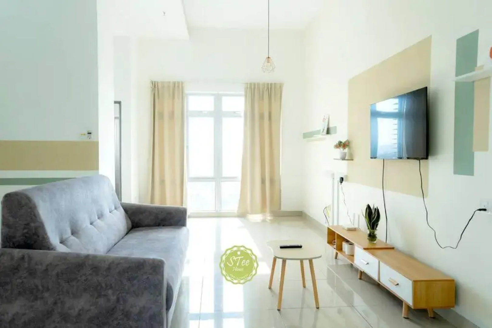 Oscar 4 pax- Mount Austin-Netflix -Ikea Toppen-Jusco