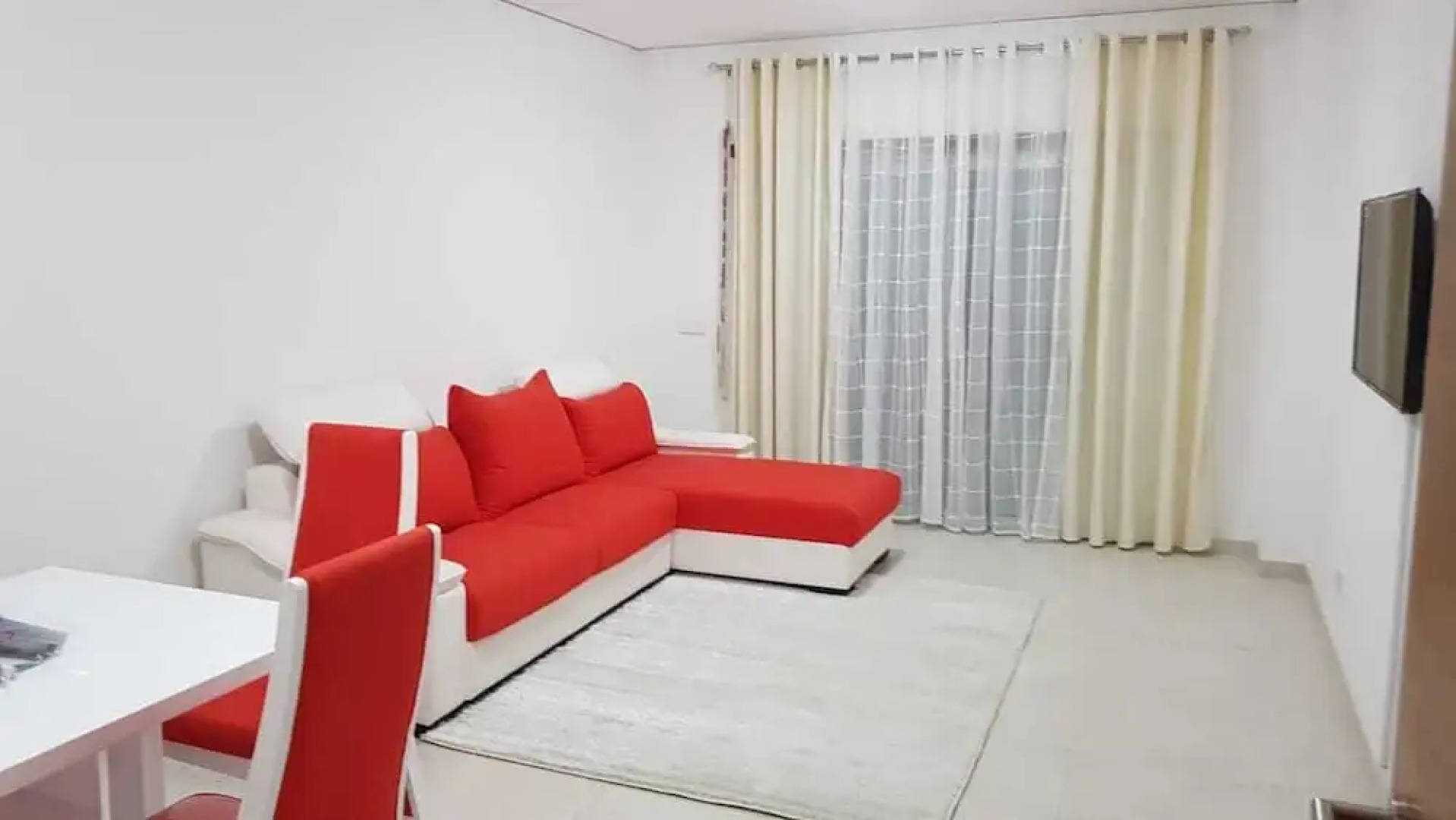 Living at Rosa Linda