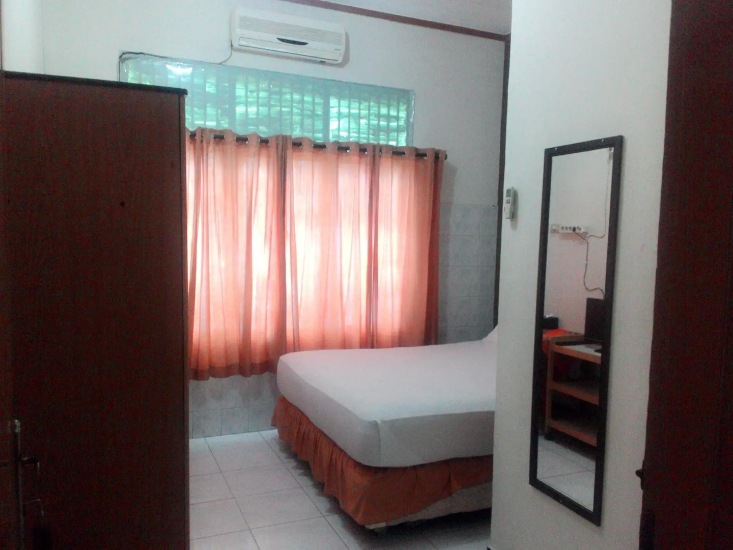 OYO 1216 Hotel Sejati