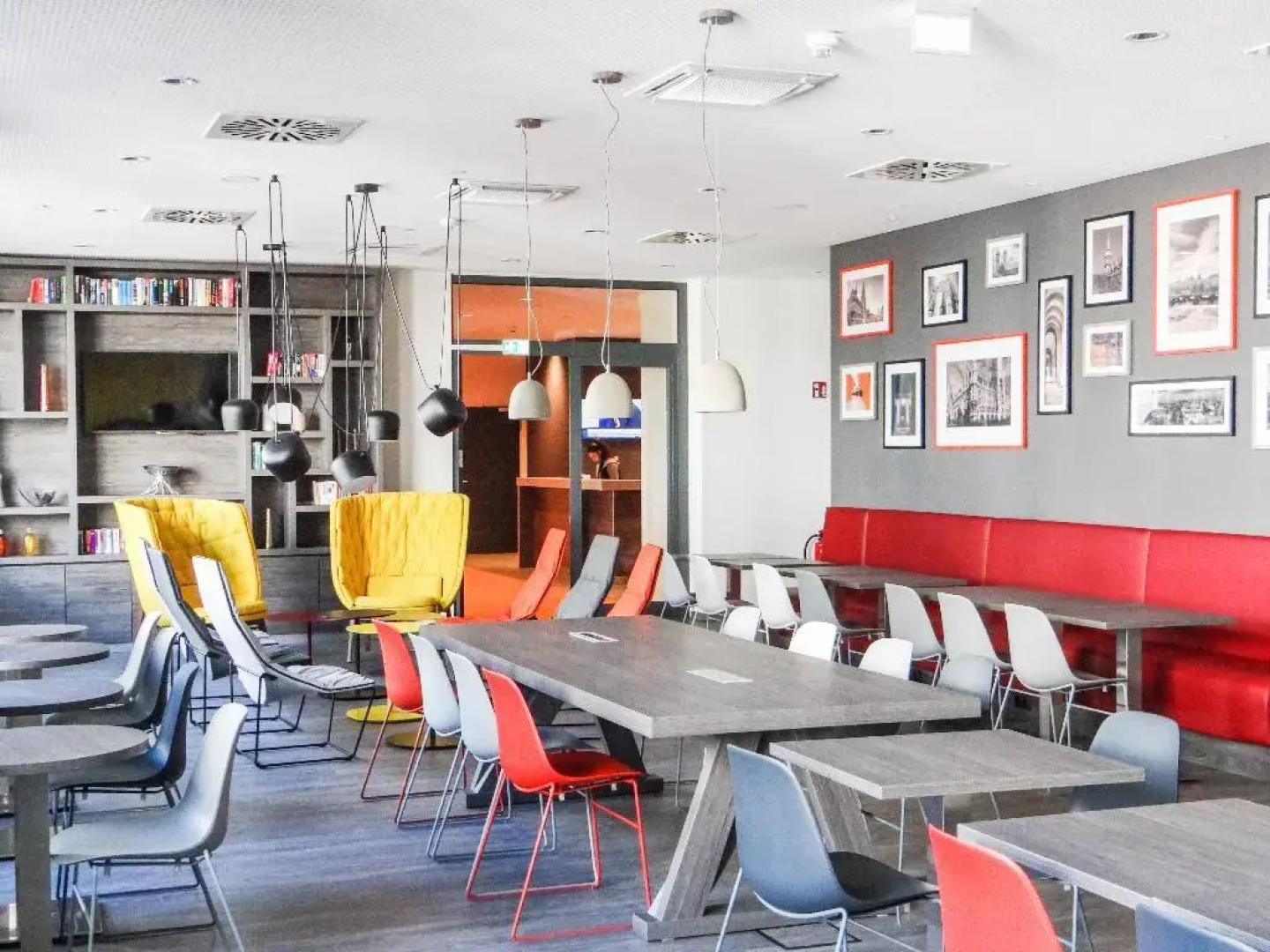 Campanile Vienna South