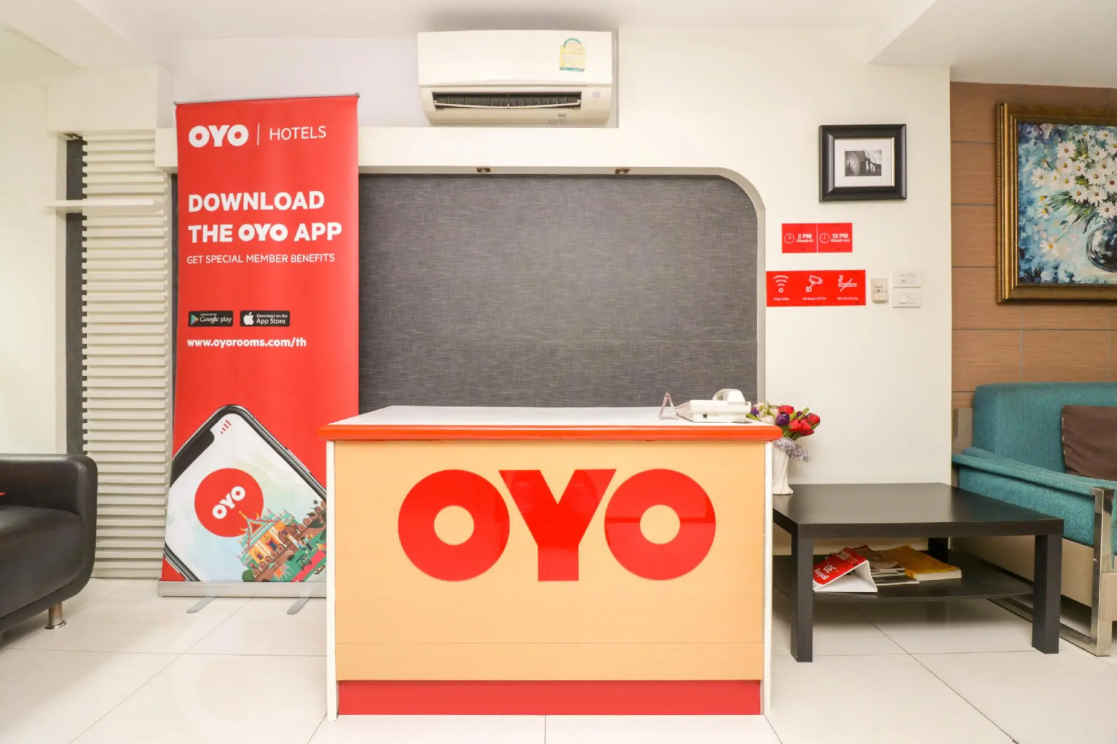 OYO 225 Premier Place Hotel