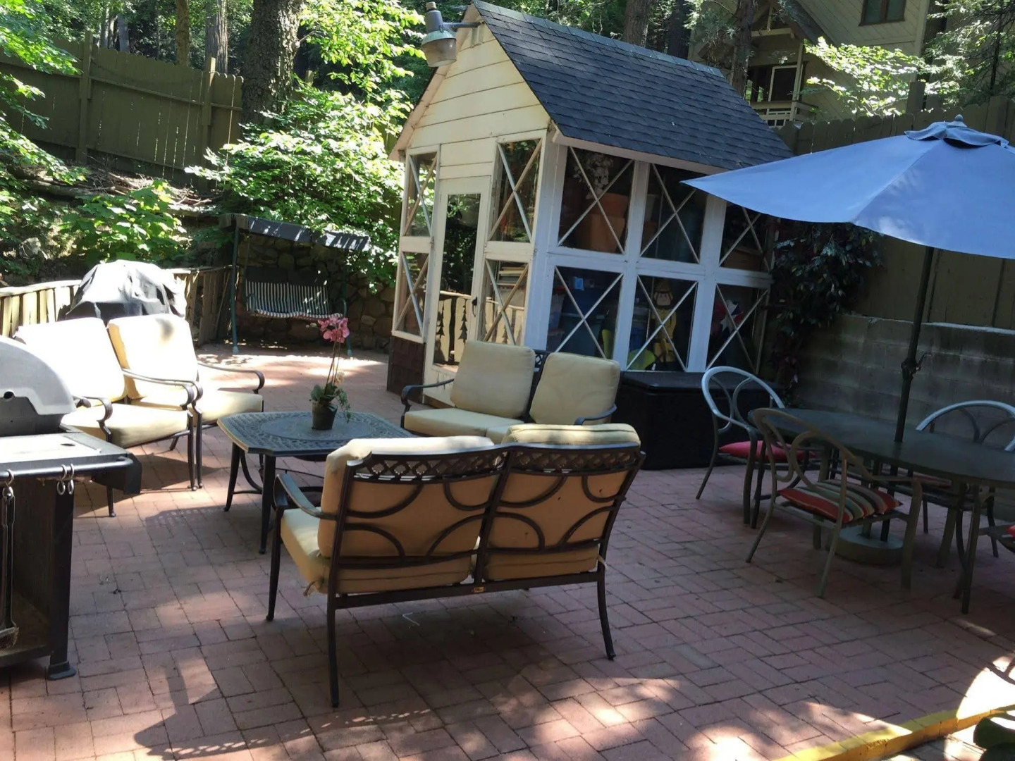 Arrowhead Tree Top Lodge