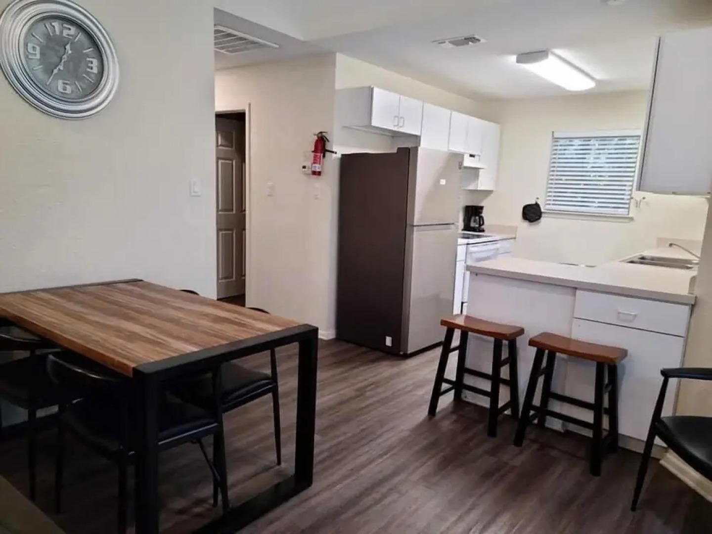 Air Haus Riverfront Home Amazing Views