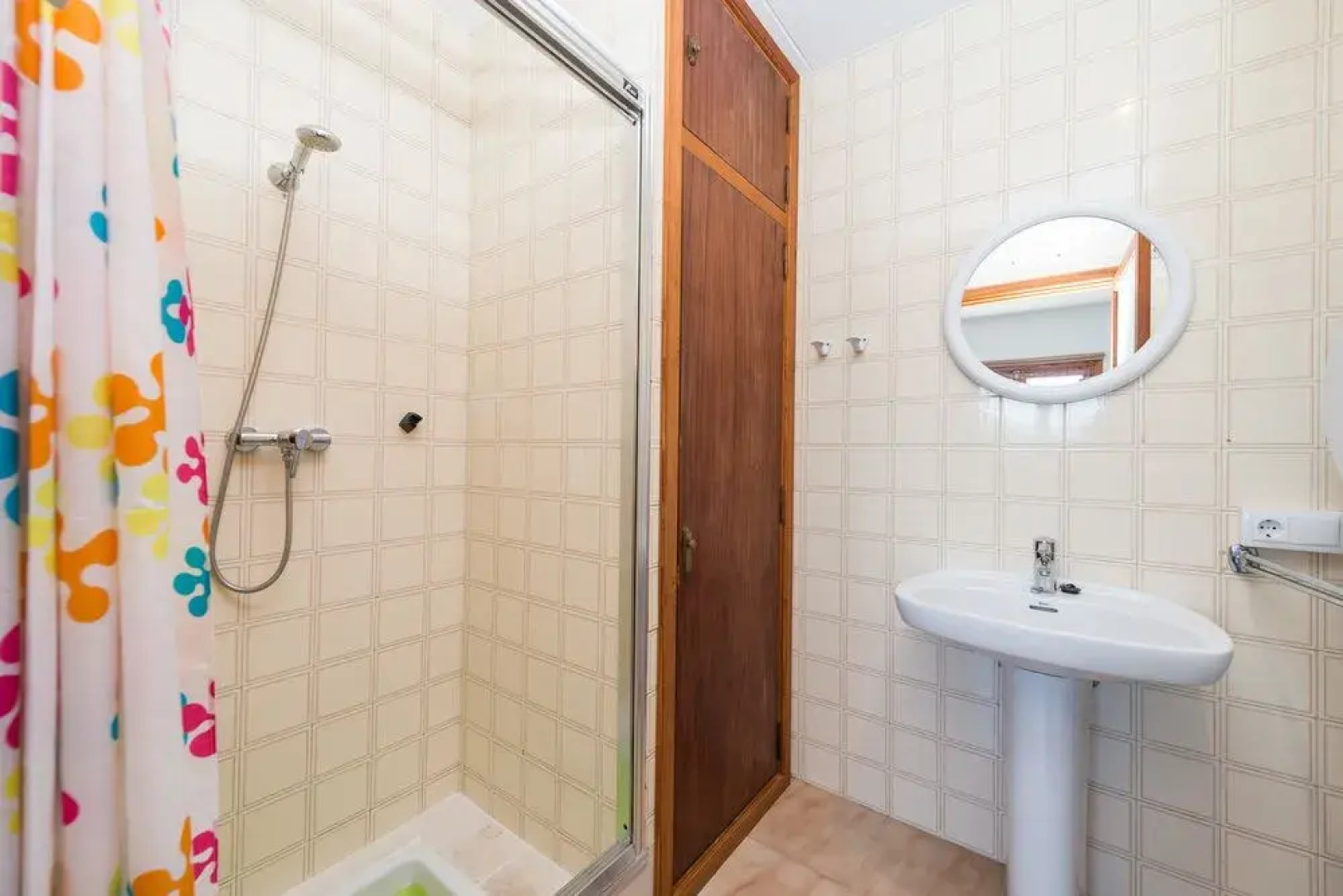 ES Cantó DES Morés