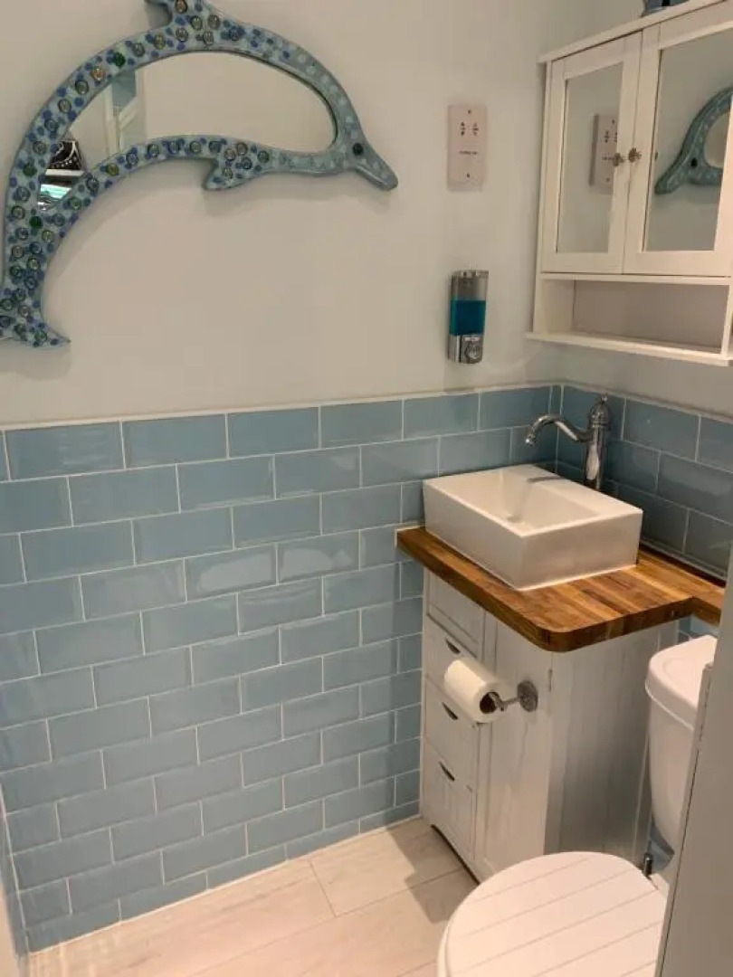 Coastal Joy - Family and friends bedrooms