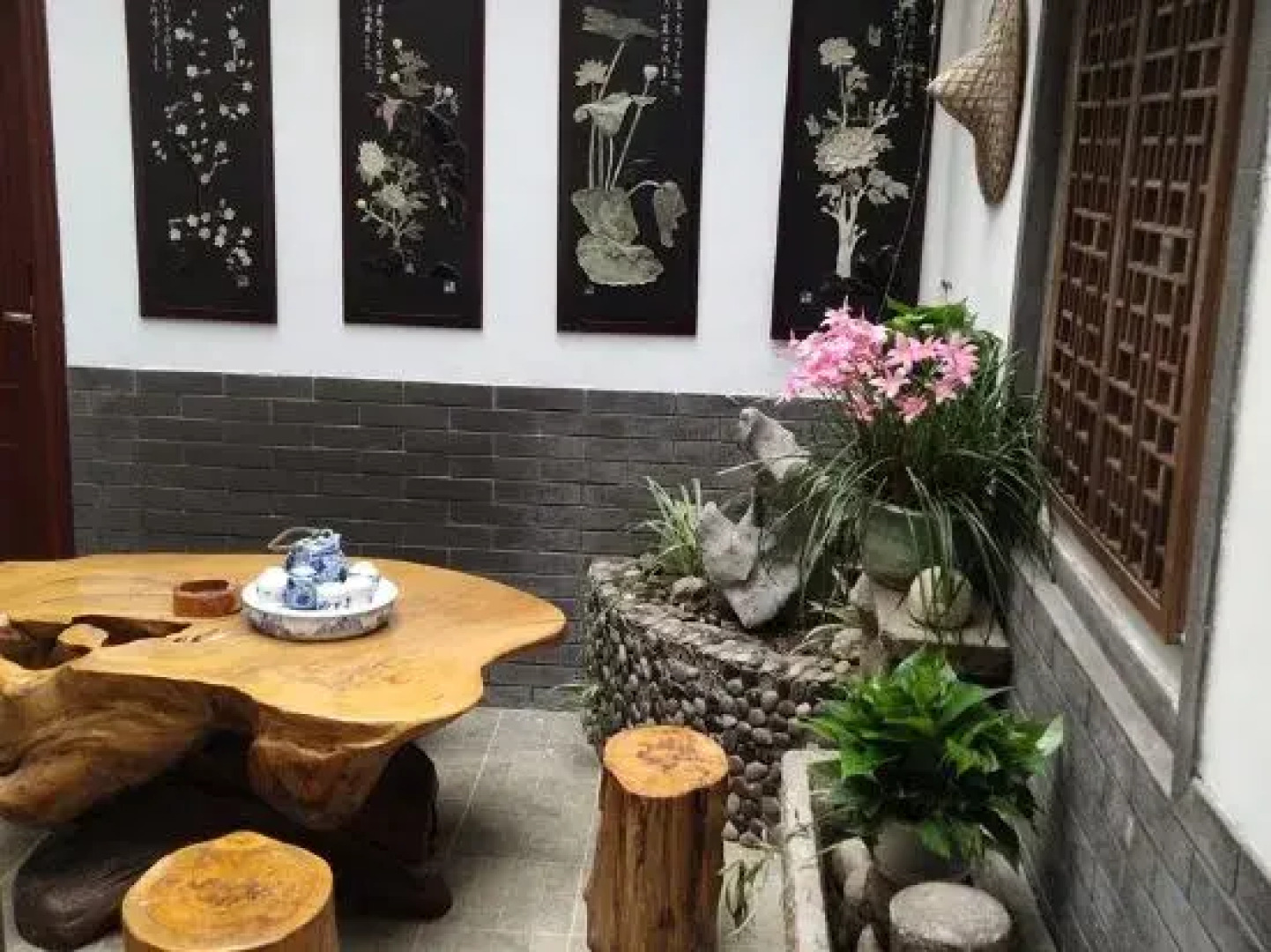 Wuzhen Muxin Courtyard Inn