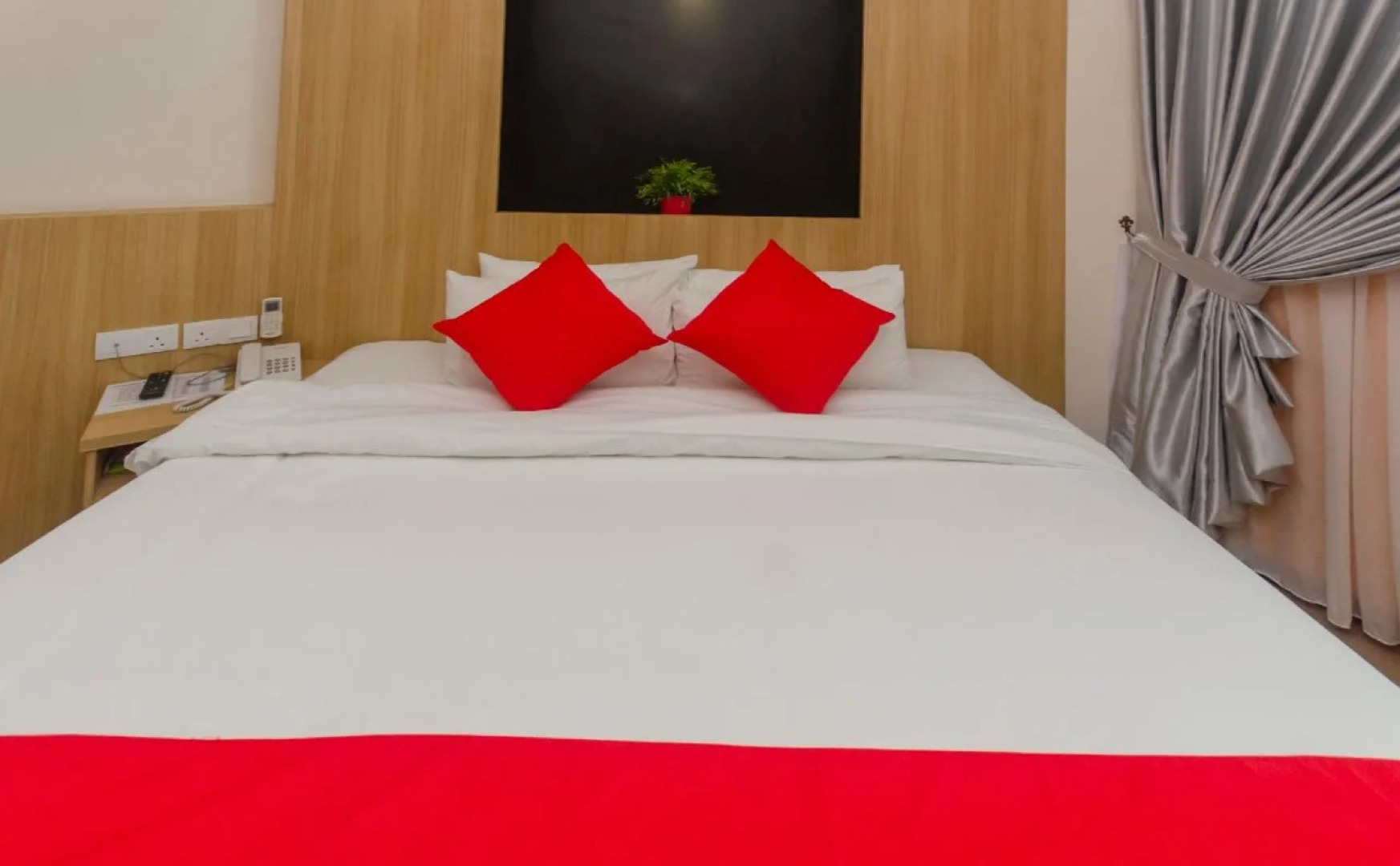 OYO 574 Rs Boutique Hotel