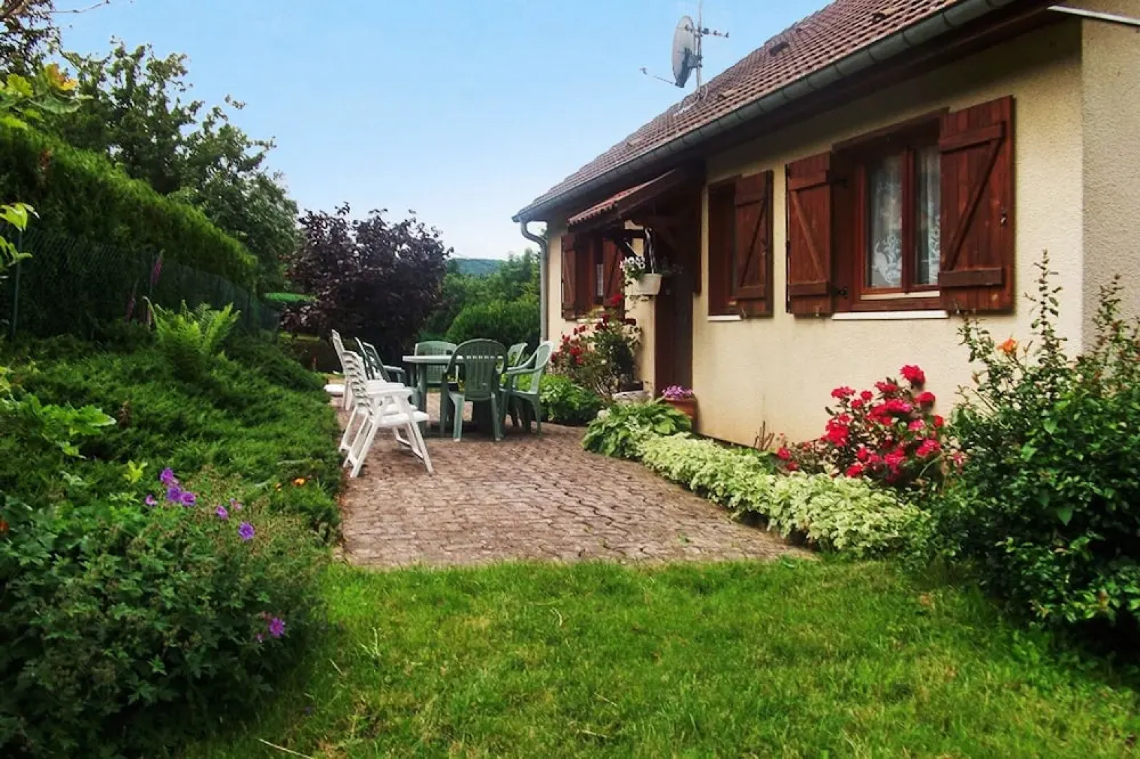 House With 4 Bedrooms in Aumontzey, With Wonderful Mountain View, Furn