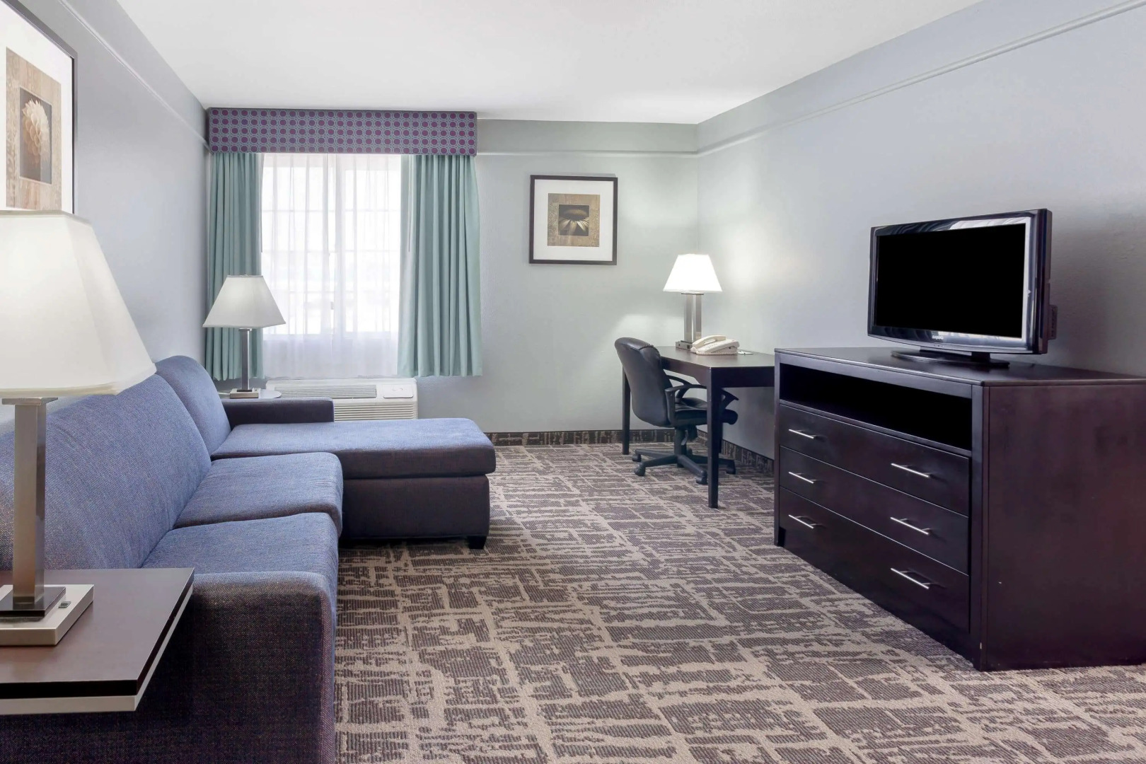 La Quinta Inn & Suites by Wyndham Kerrville
