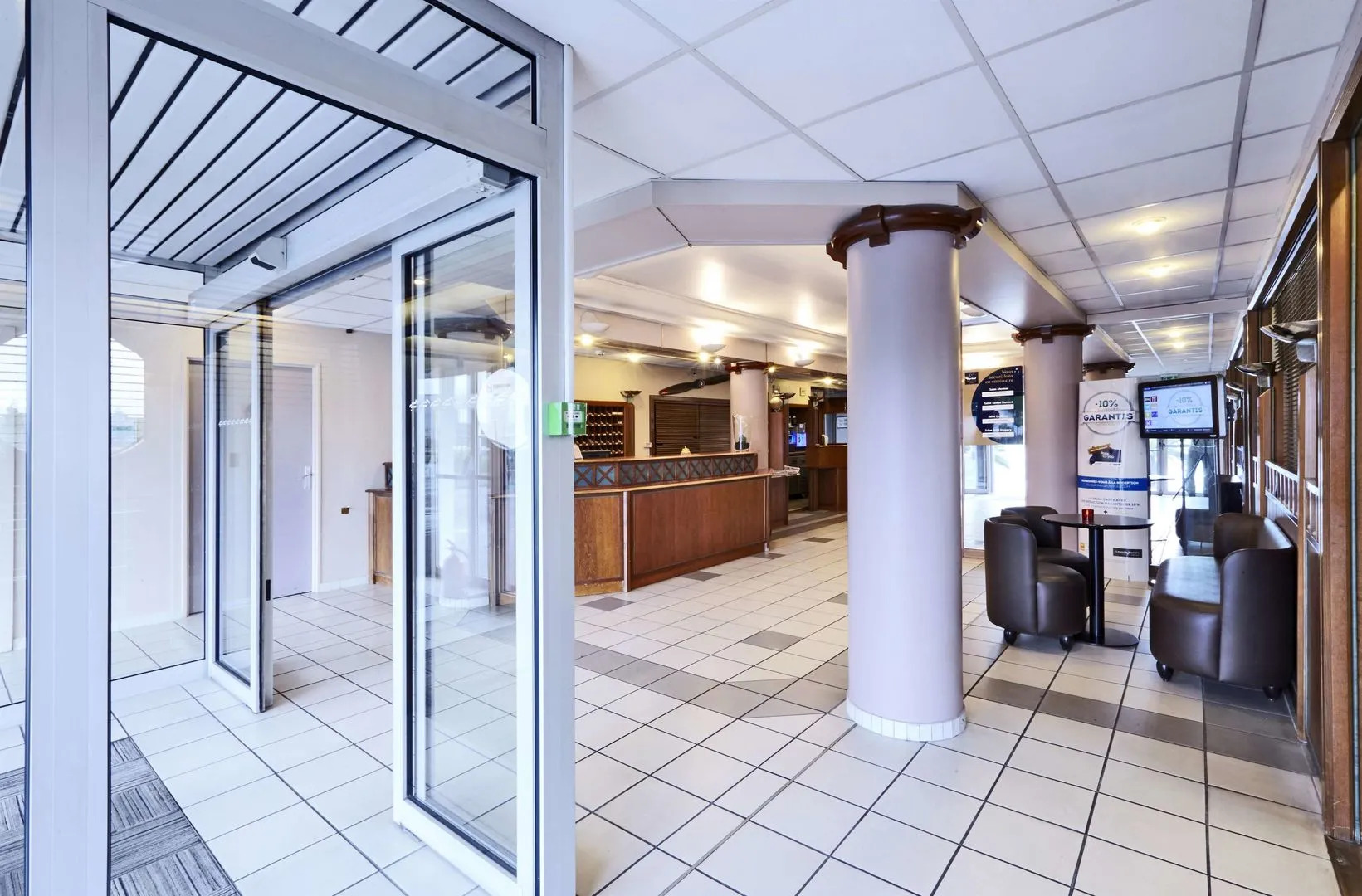 Hotel Campanile Le Bourget