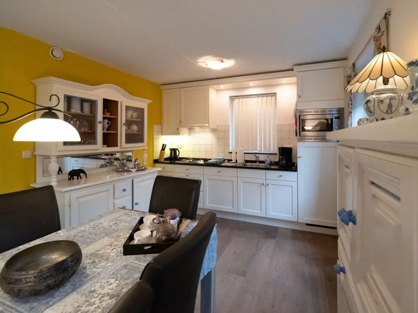 Atmospheric Holiday Home in a Quiet Location on the Outskirts of Zonnemaire