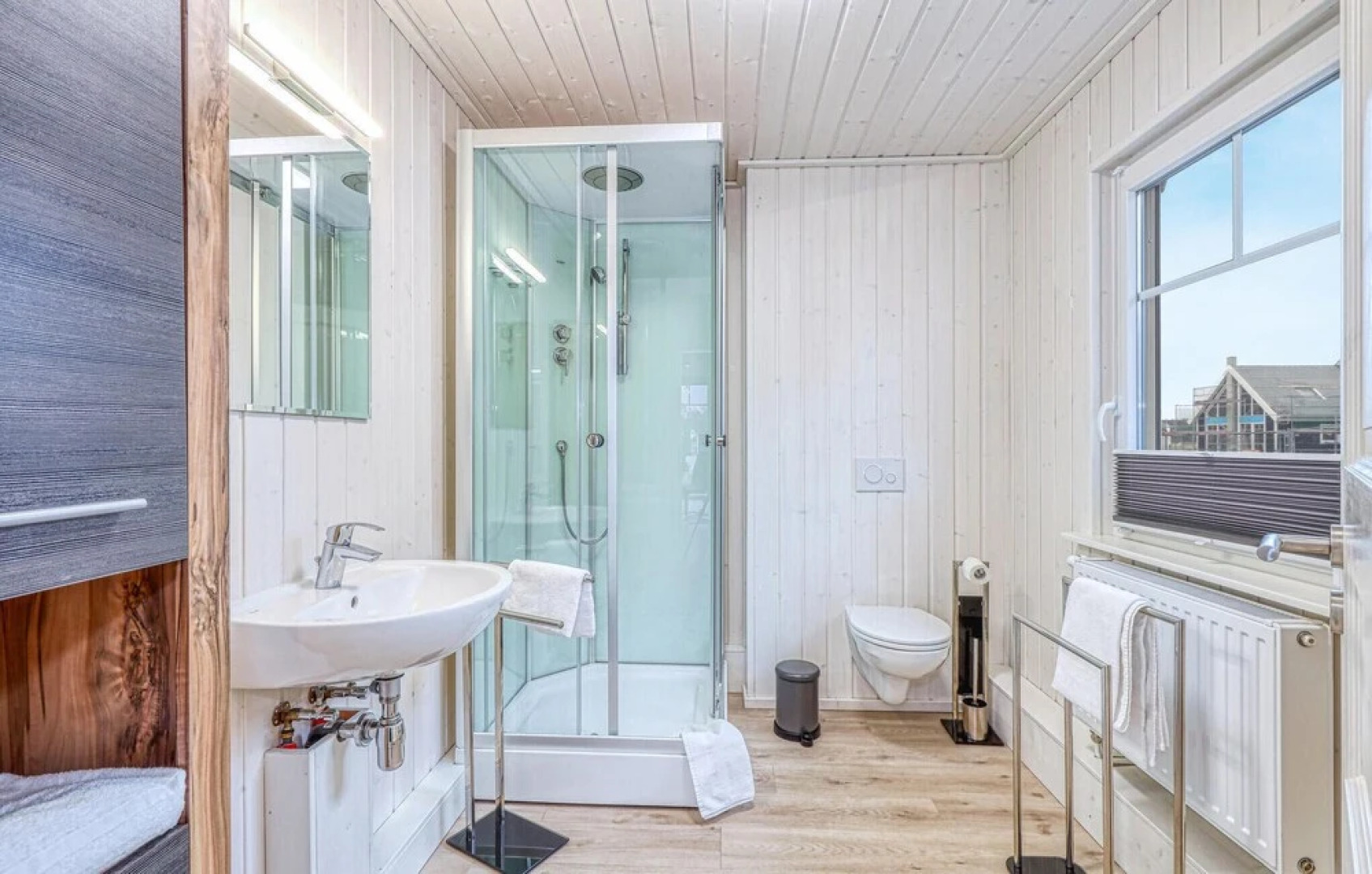 Stunning Home in Zerpenschleuse With 2 Bedrooms and Wifi