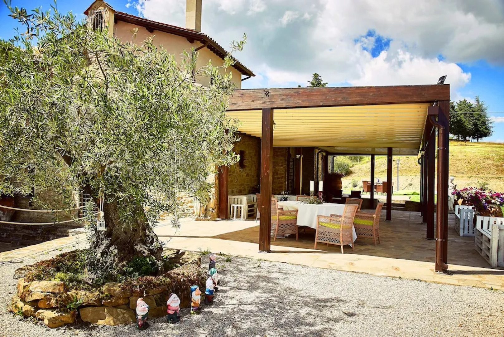 Inviting 15 Guests Villa