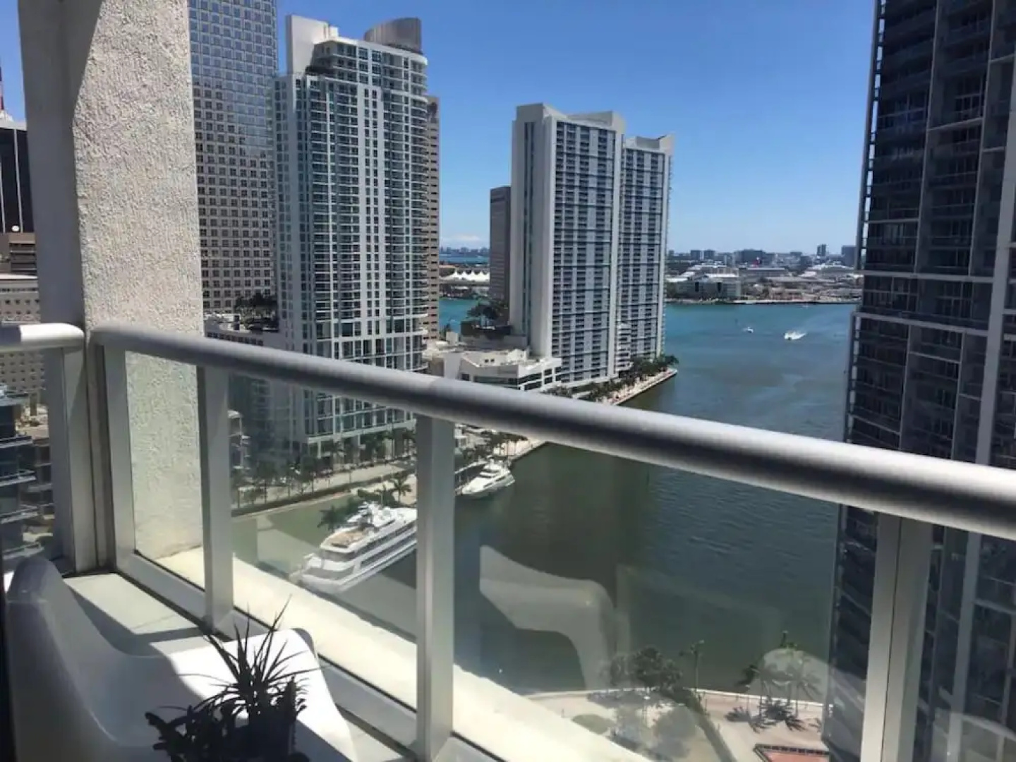 Icon Brickell W Hotel and Residences