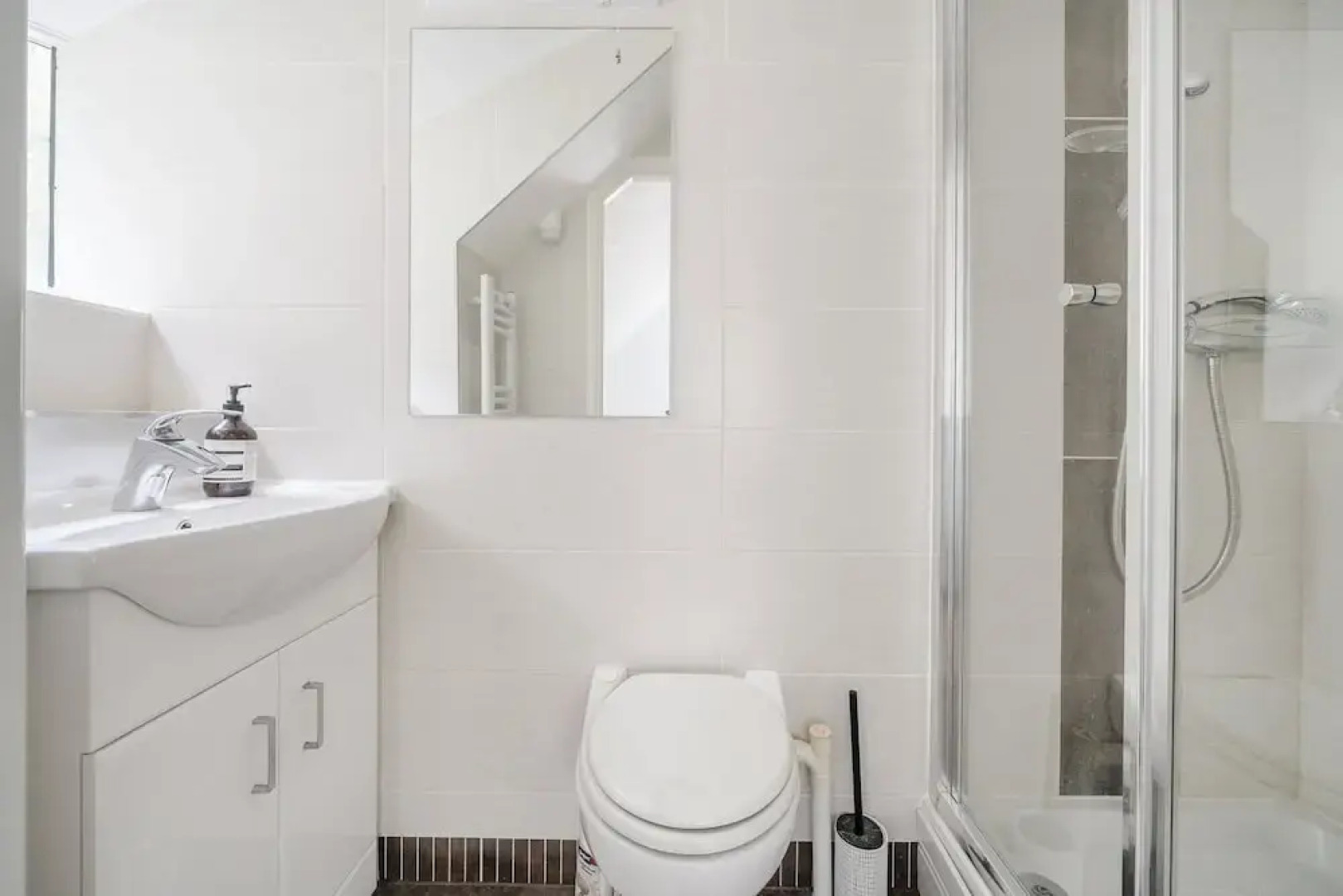 5Bd House In The Forest