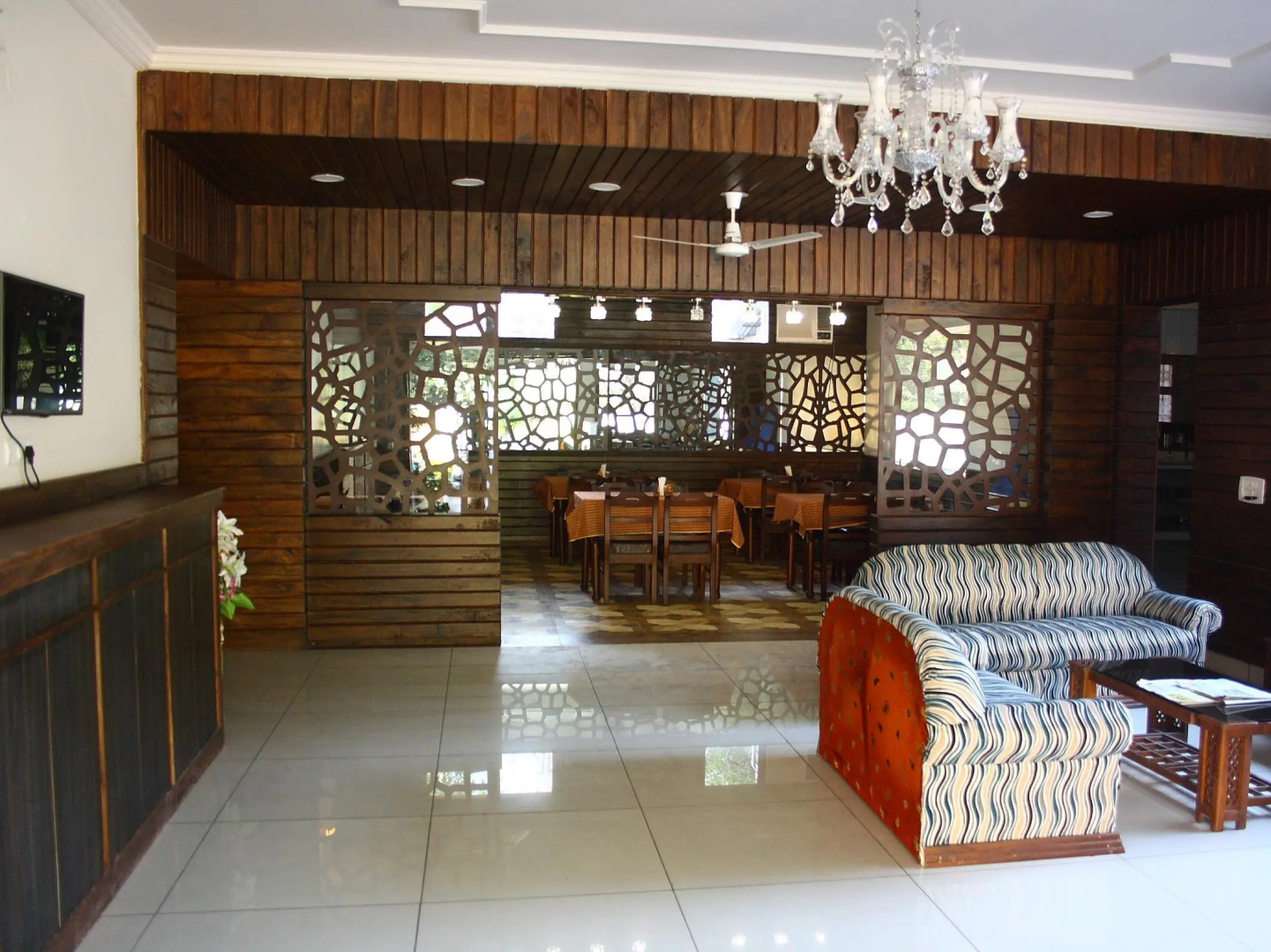 Hotel Moksha