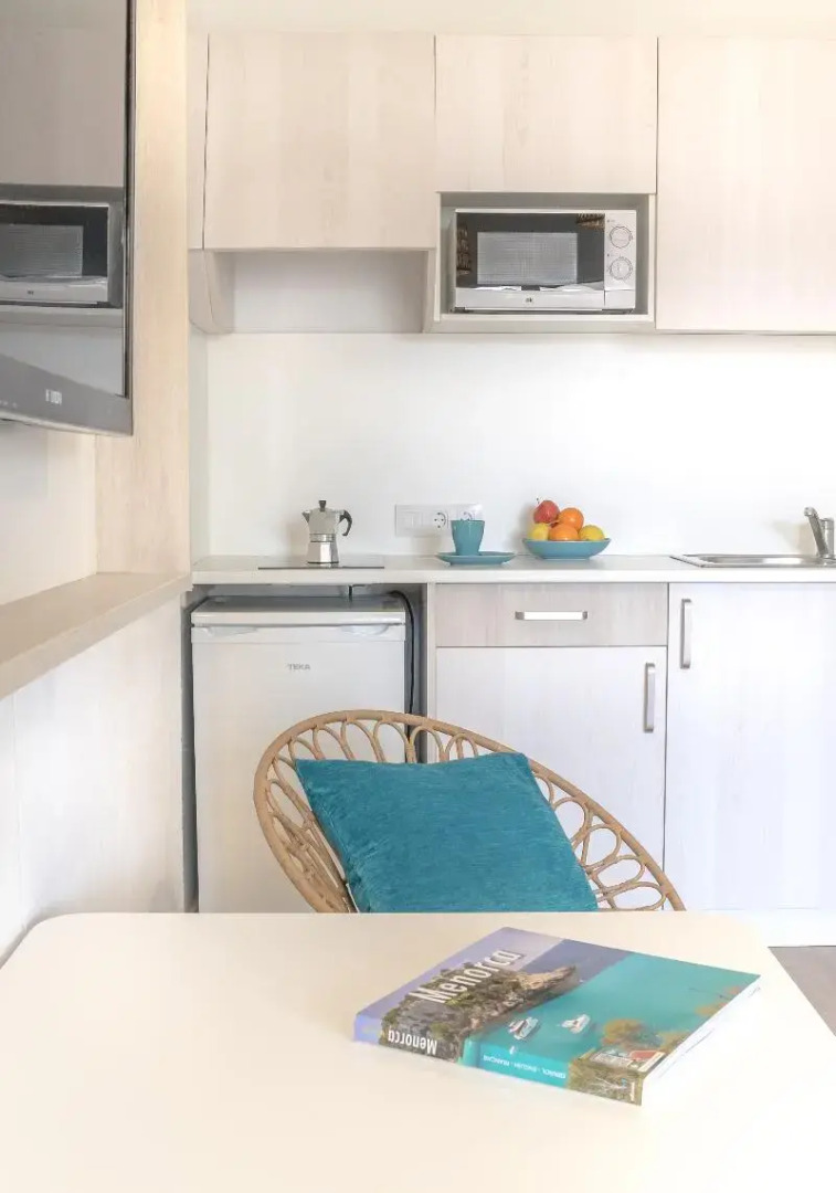 Fergus Club Carema Splash