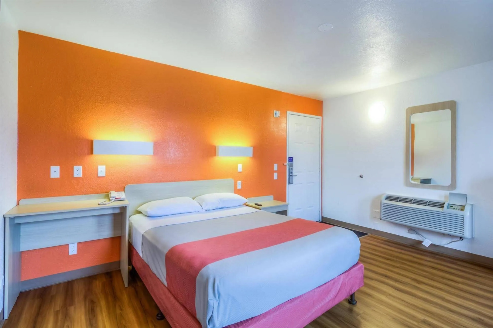 Motel 6 Chicago - Elk Grove
