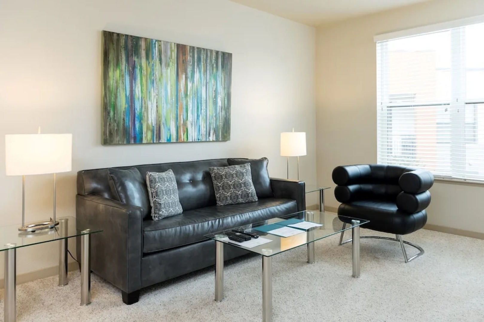 Global Luxury Suites in San Ramon