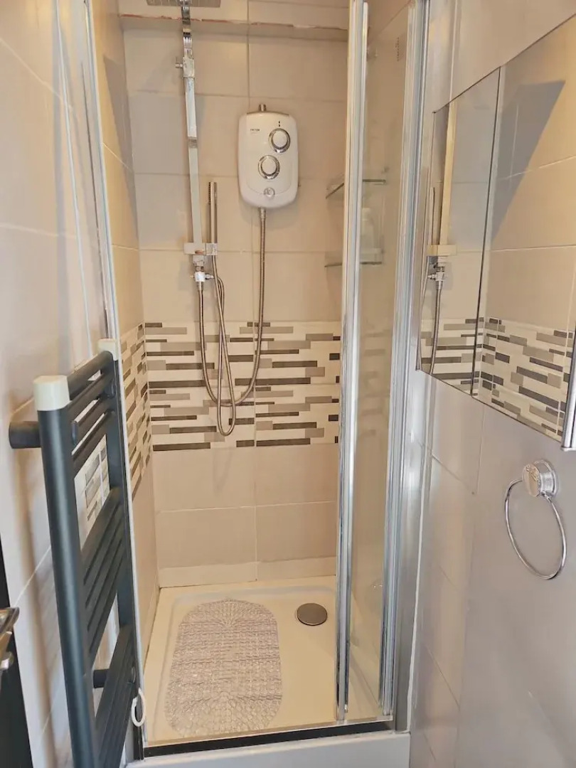 Cosy Studio in Dudley City Center