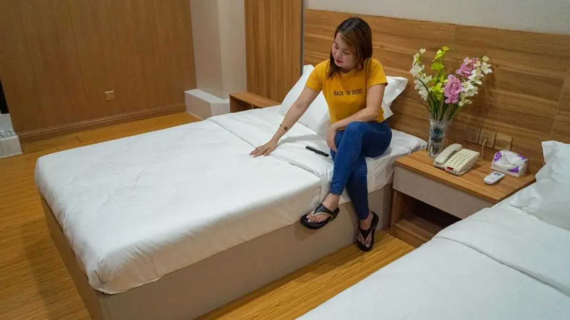 999 Traders Inn Hotel