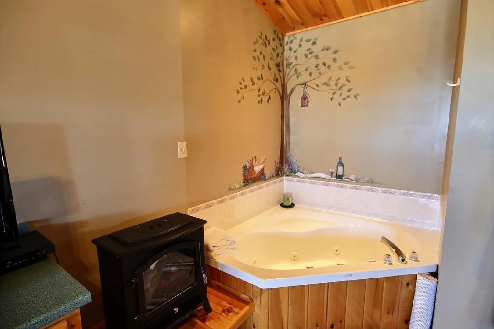 Cavendish Bosom Buddies Cottages and Suites