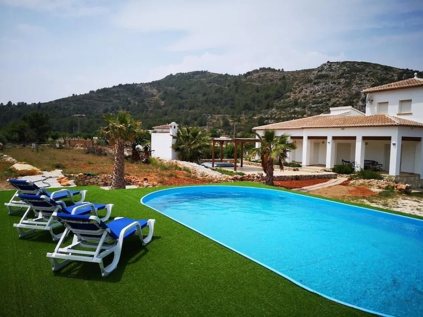 Casa Blanca - Monty's