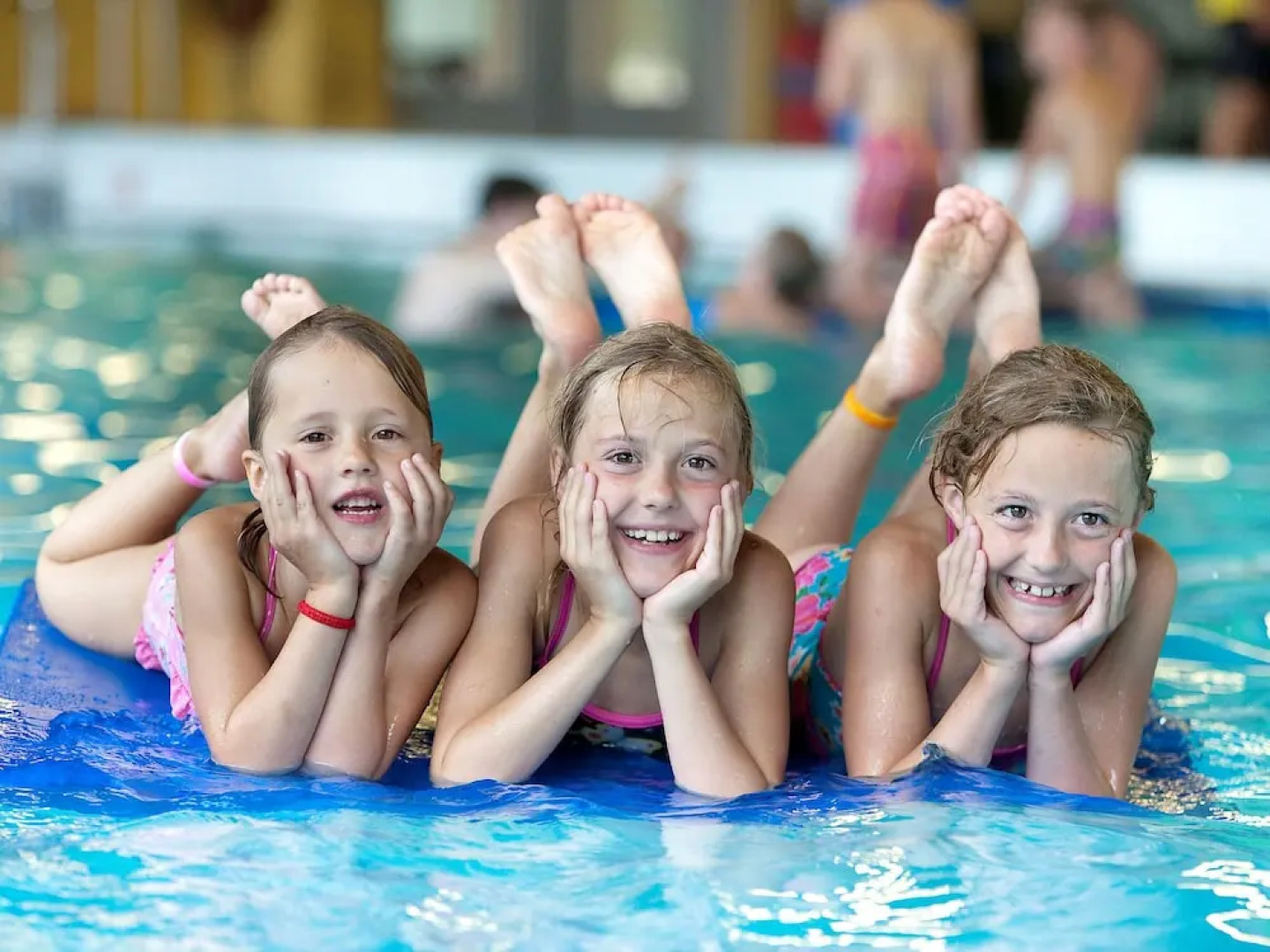 Cosy Bungalow with Microwave, in the Middle of de Maasduinen