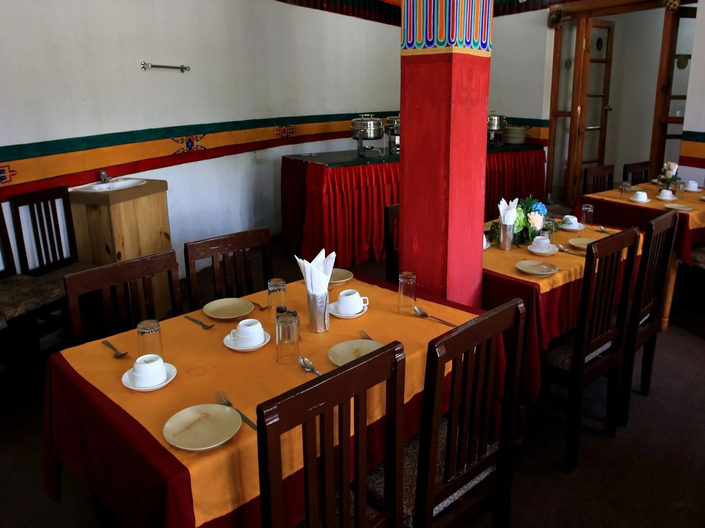 TIH Hotel Mahay Palace