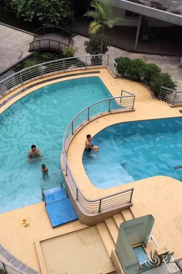 Yangshuo Tangrenjie Hotel