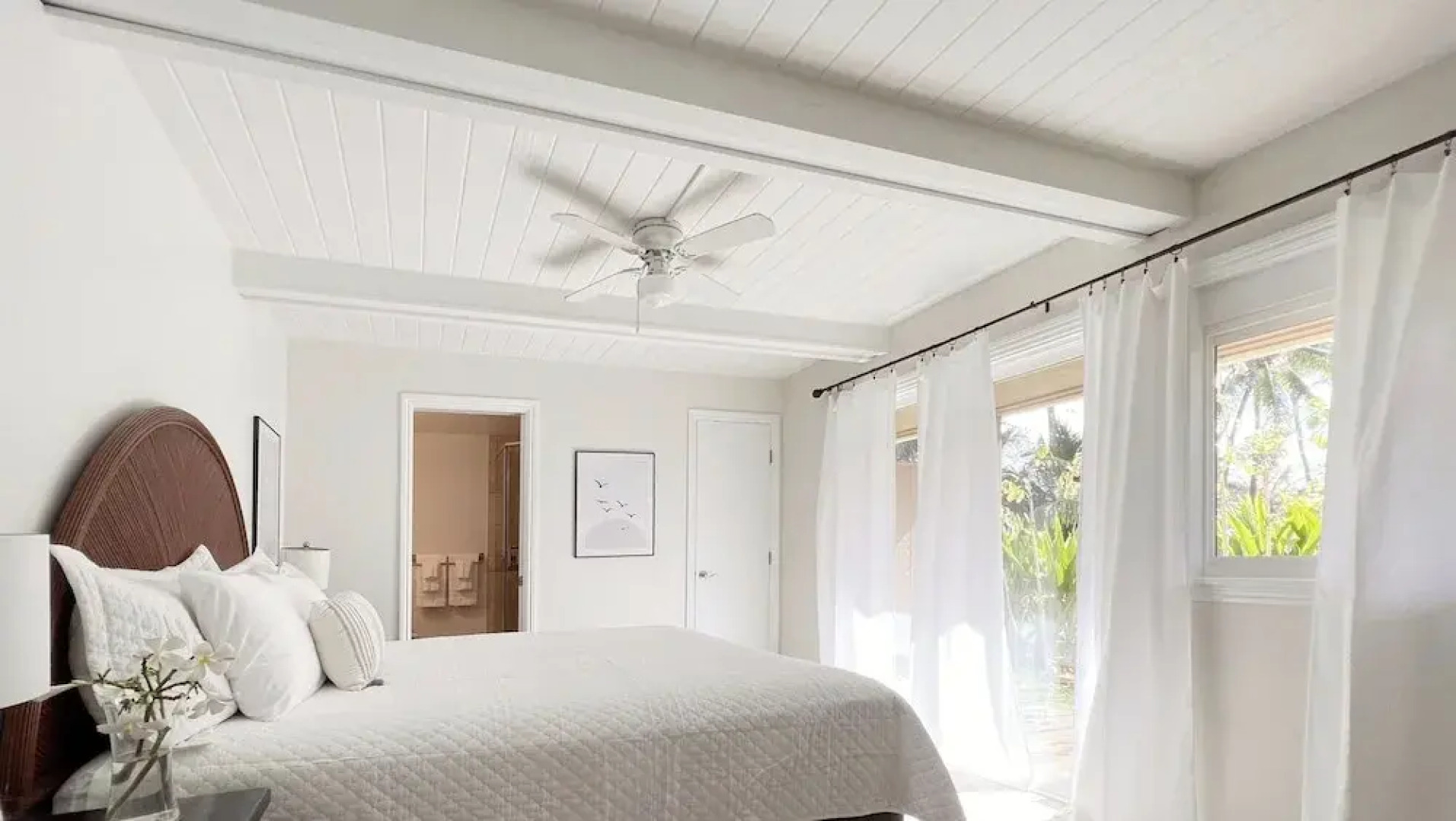 Anahola Aloha Beach House 4 Bedroom Home by RedAwning