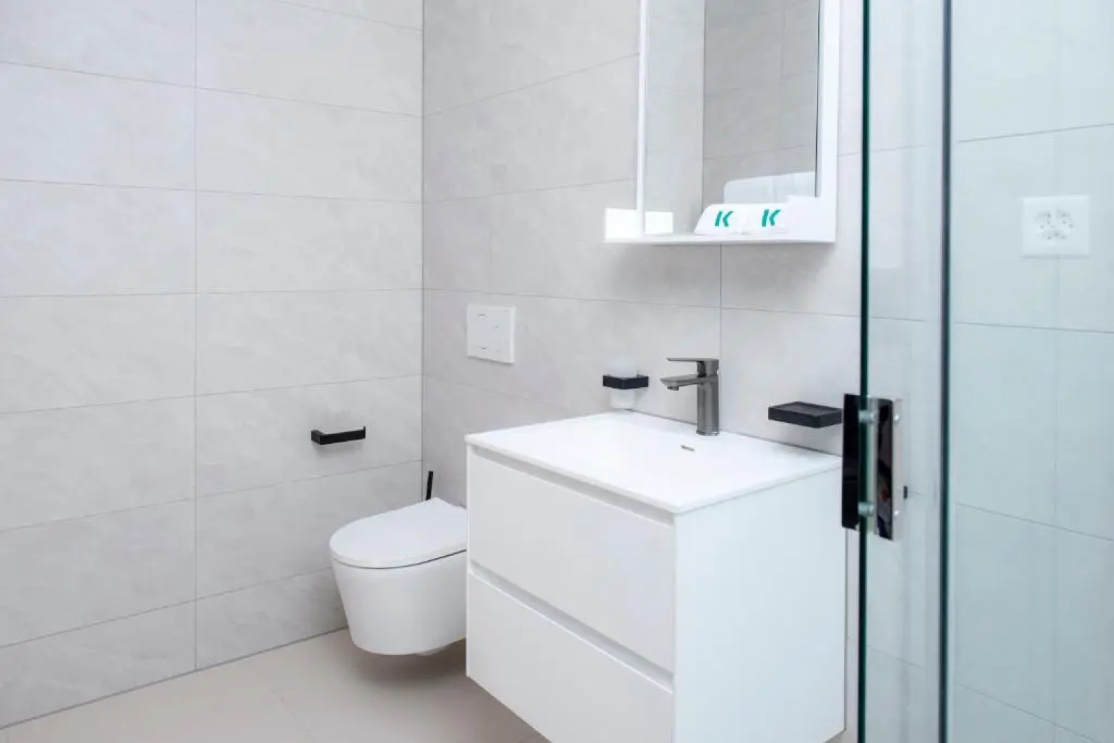 K BUSINESS Apartments & Hotel