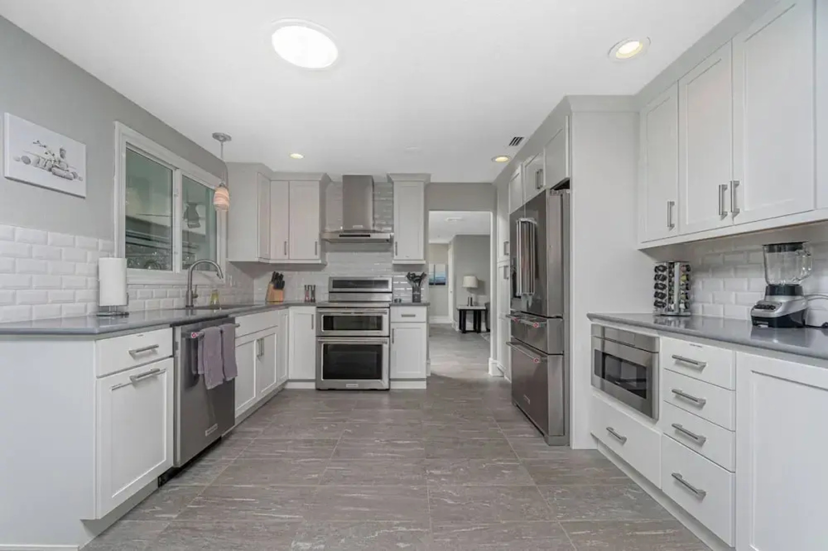 Tranquility - Waterfront Villa With Pool Dock