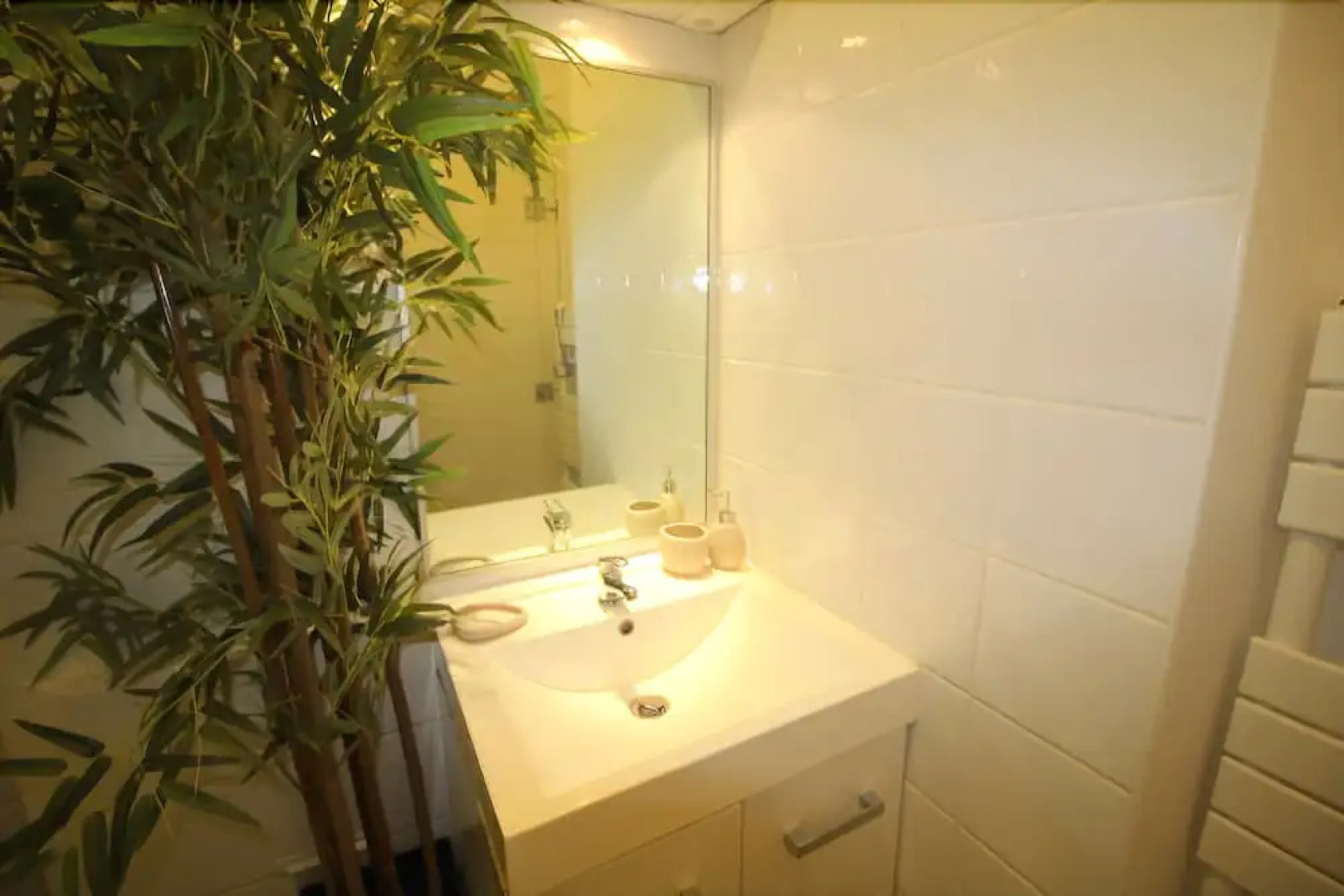 Nice Booking - Myranice - Jardin - Calme