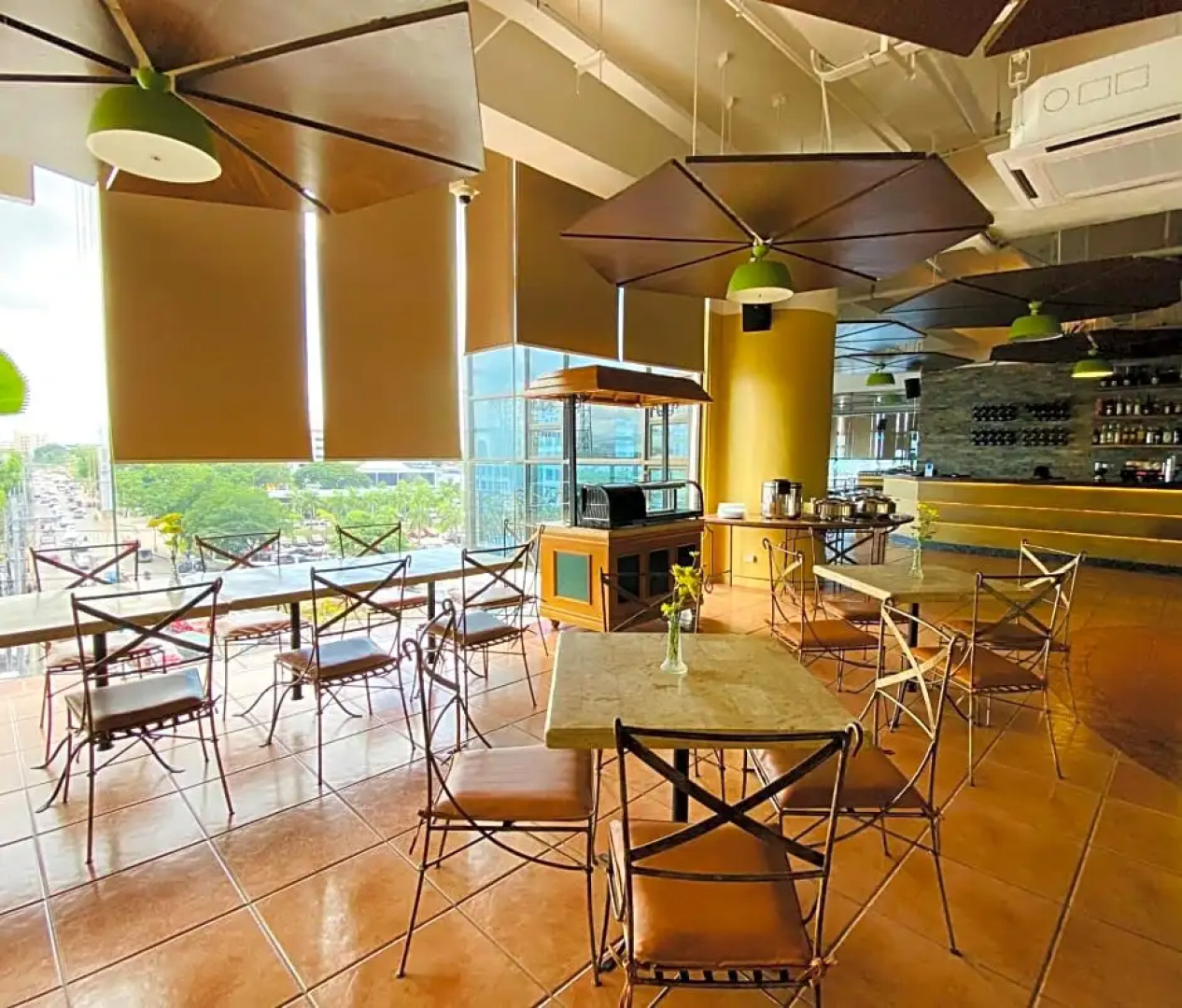 Days Hotel by Wyndham Iloilo