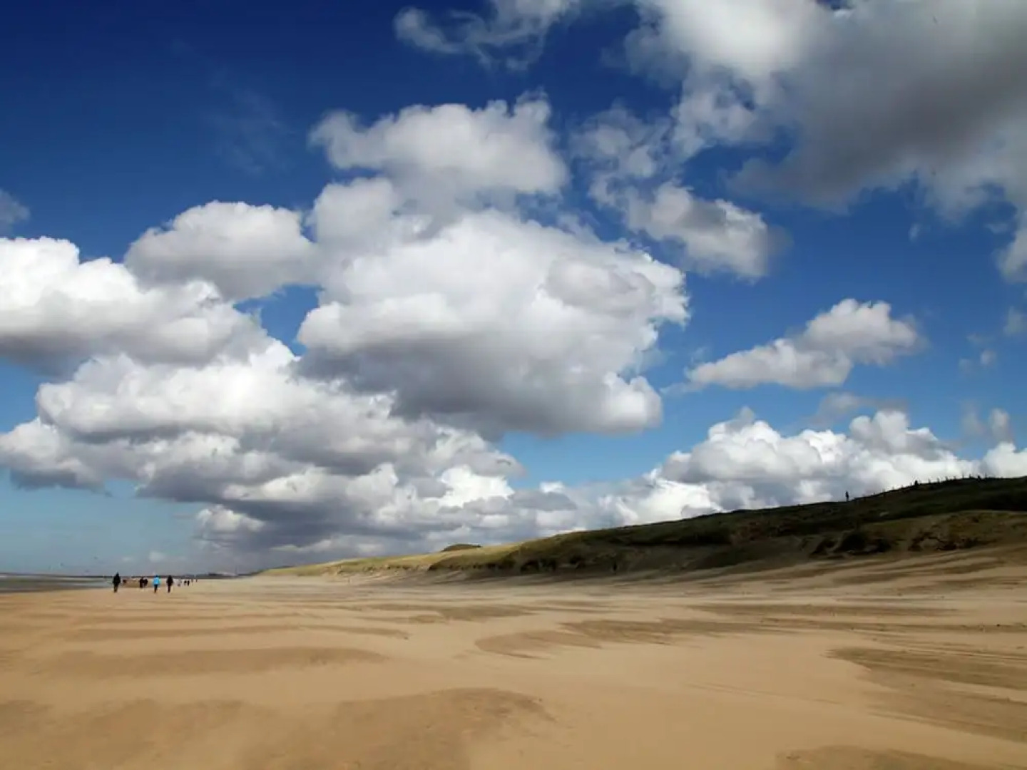 Vintage Apartment in South Holland With Sea View