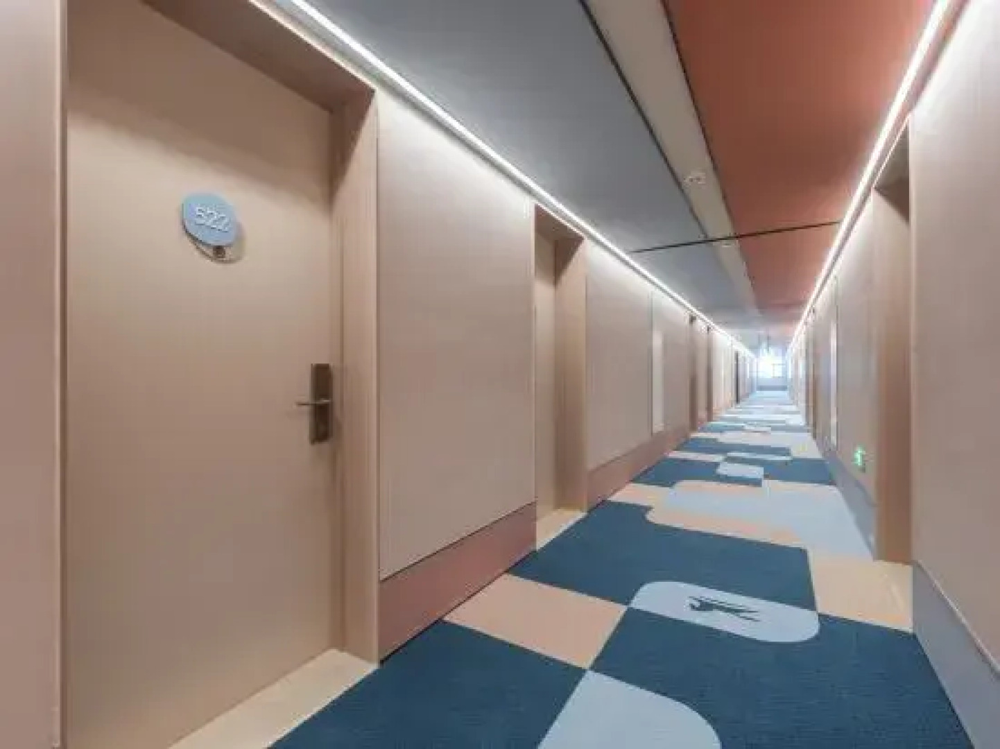 HanTing Hotel (Shache Jinhuyang Lifestyle Plaza)