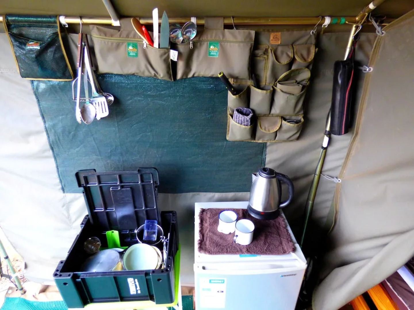 Thorn Tree Bush Camp