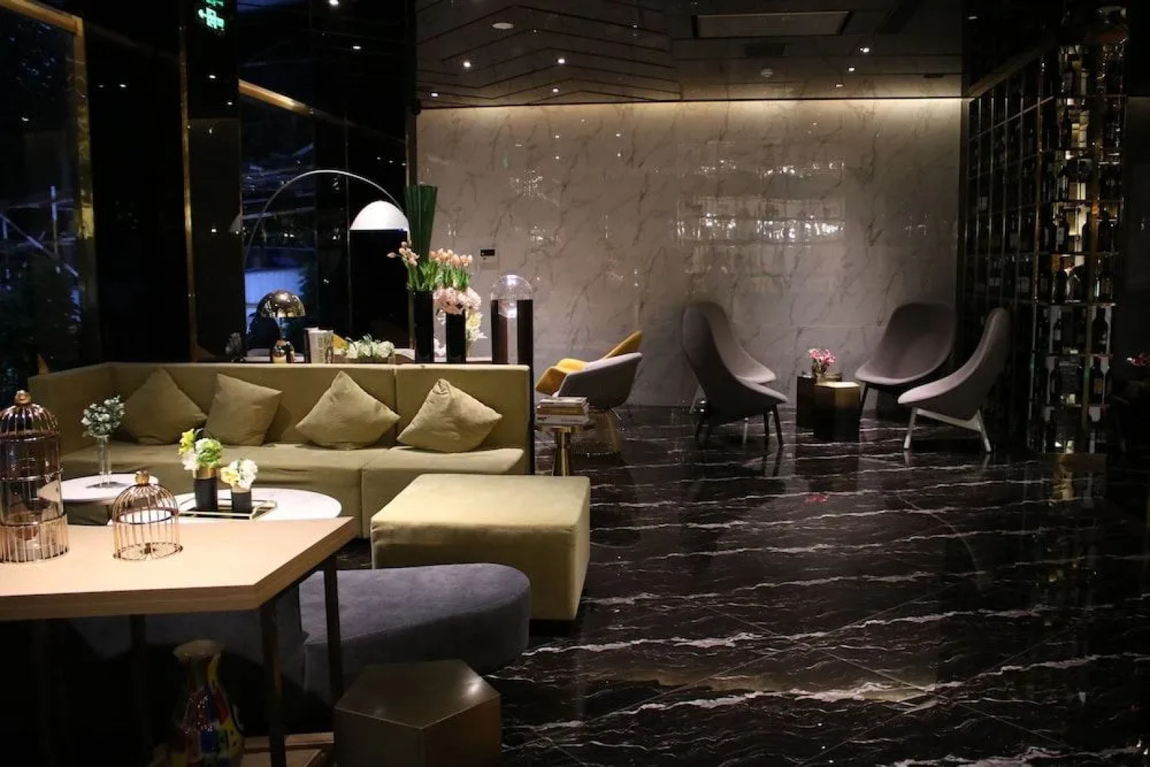 R-Kiss Boutique Hotel