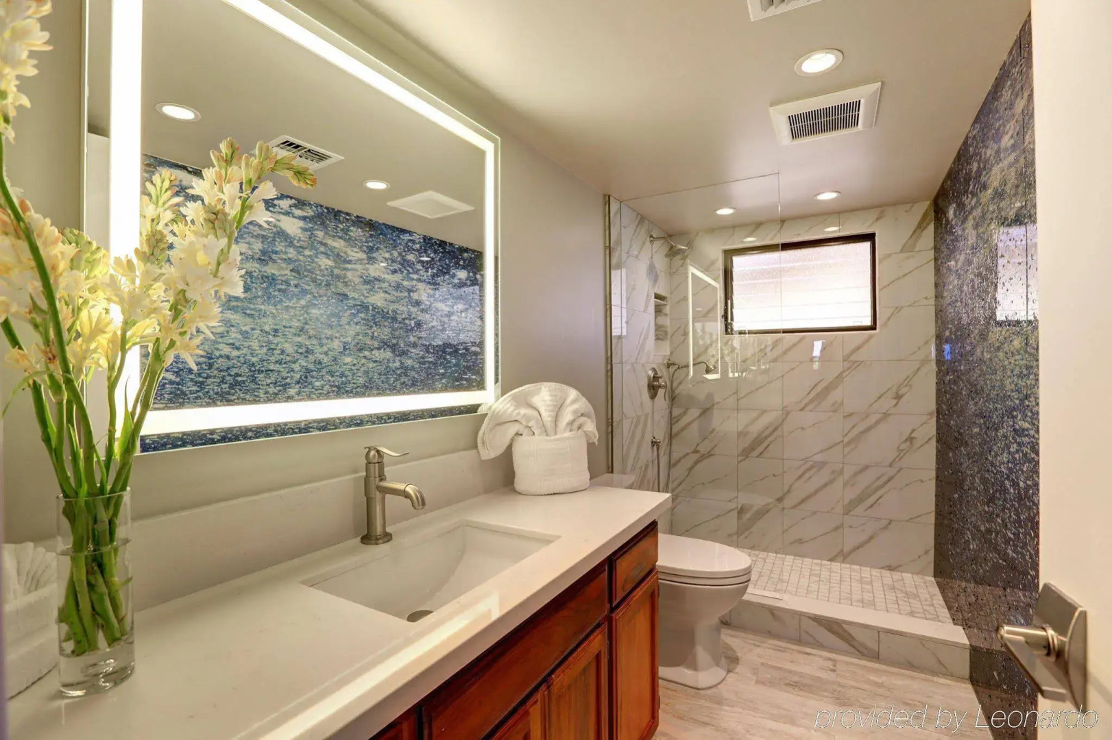 Polo Beach Club Vacation Rentals - APlus Resorts