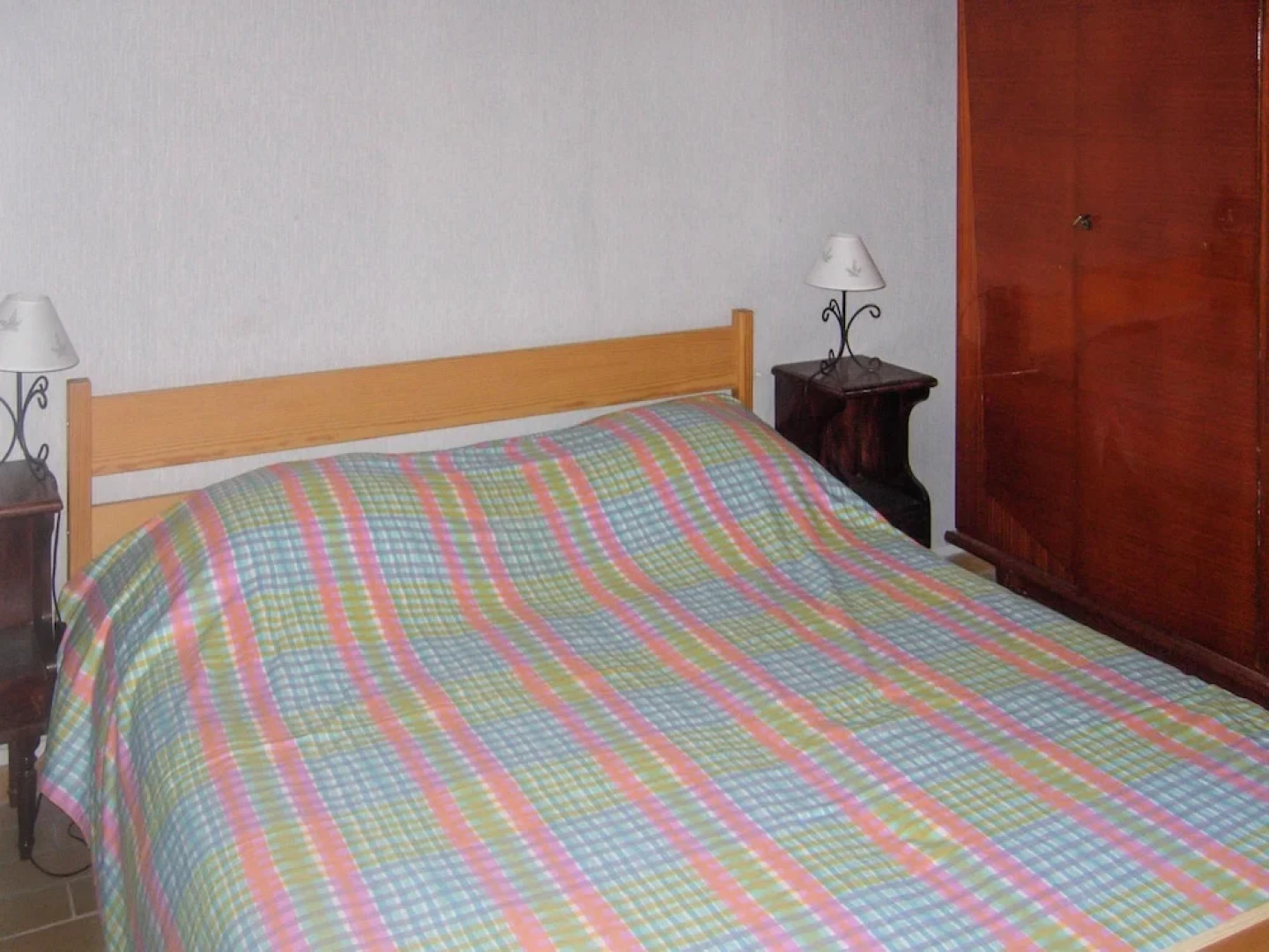 House With 4 Bedrooms in Varages, With Wonderful Mountain View, Privat