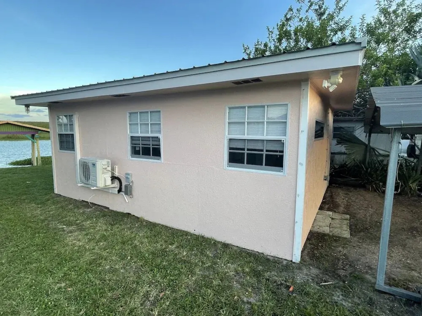 Rim Canal 'yellow House' With Canal Views & Boat Dock 1 Bedroom Cottage by RedAwning