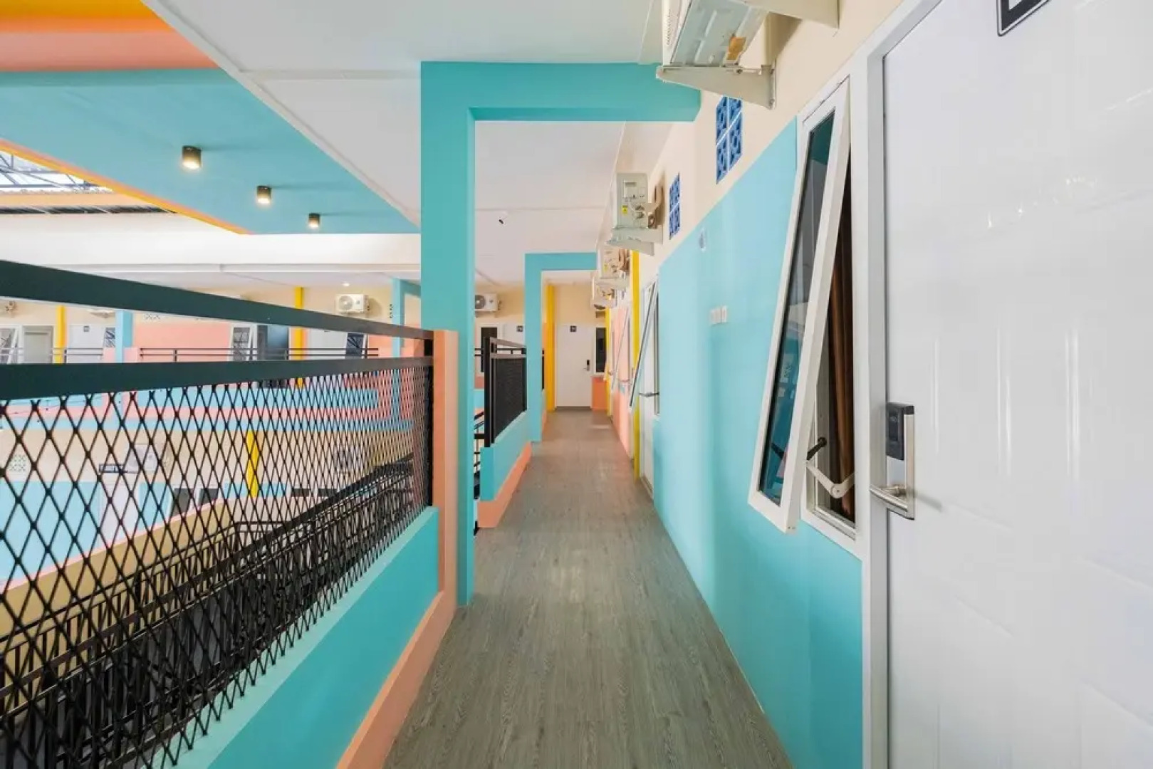 Sans WM Hotel Blitar