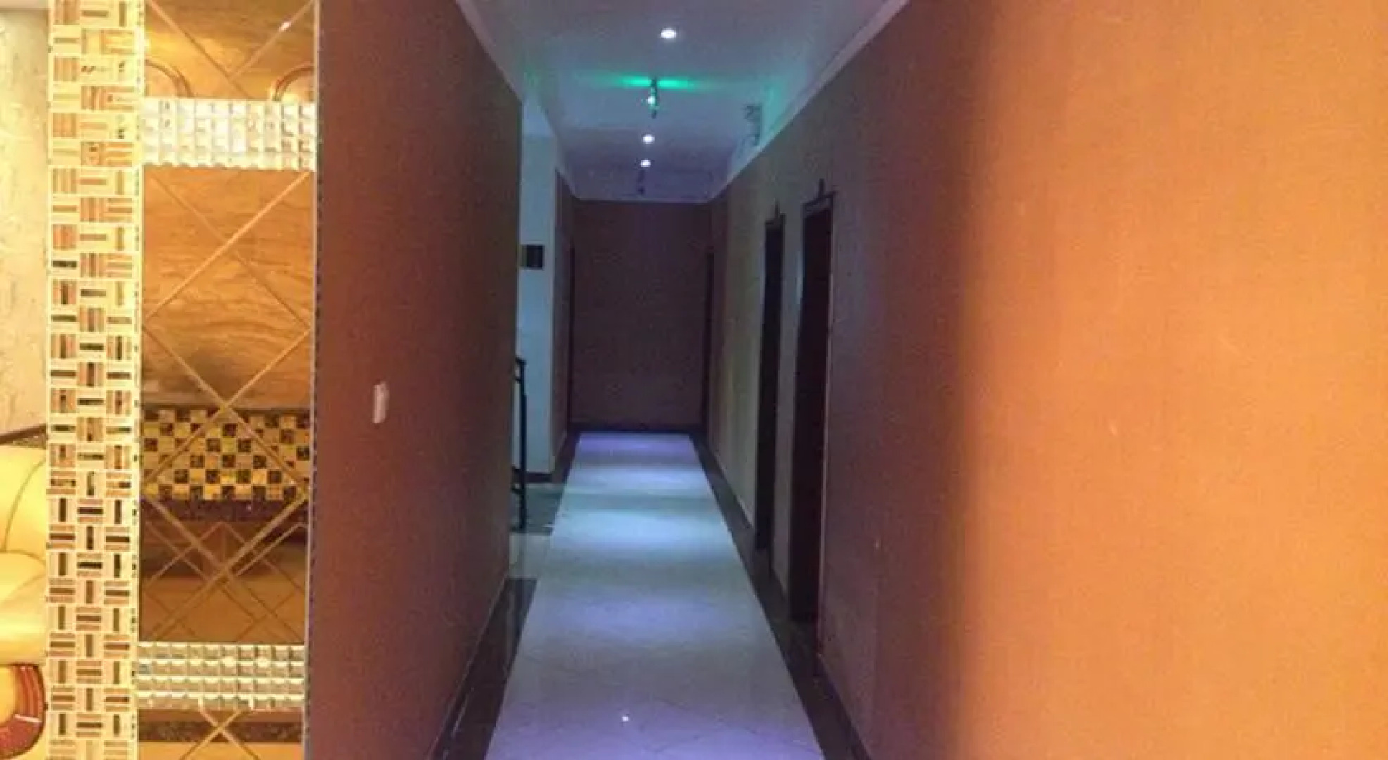 Jiuzhaigou Chuancheng Holiday Hotel